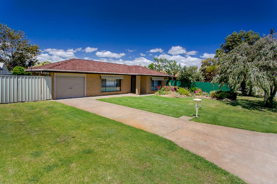 14 Falcon Street, Port Willunga - Image 1