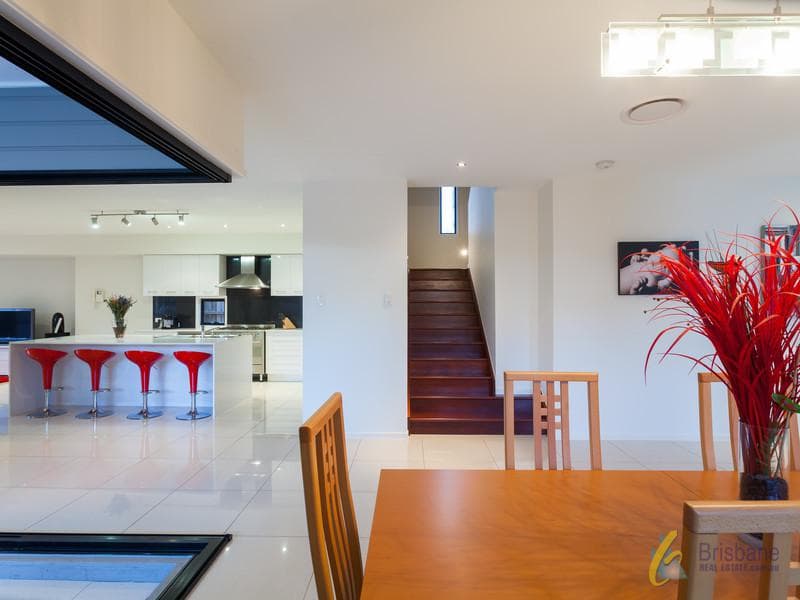 61 Sinnamon Road,  Sinnamon Park, Sinnamon Park - Thumbnail 4