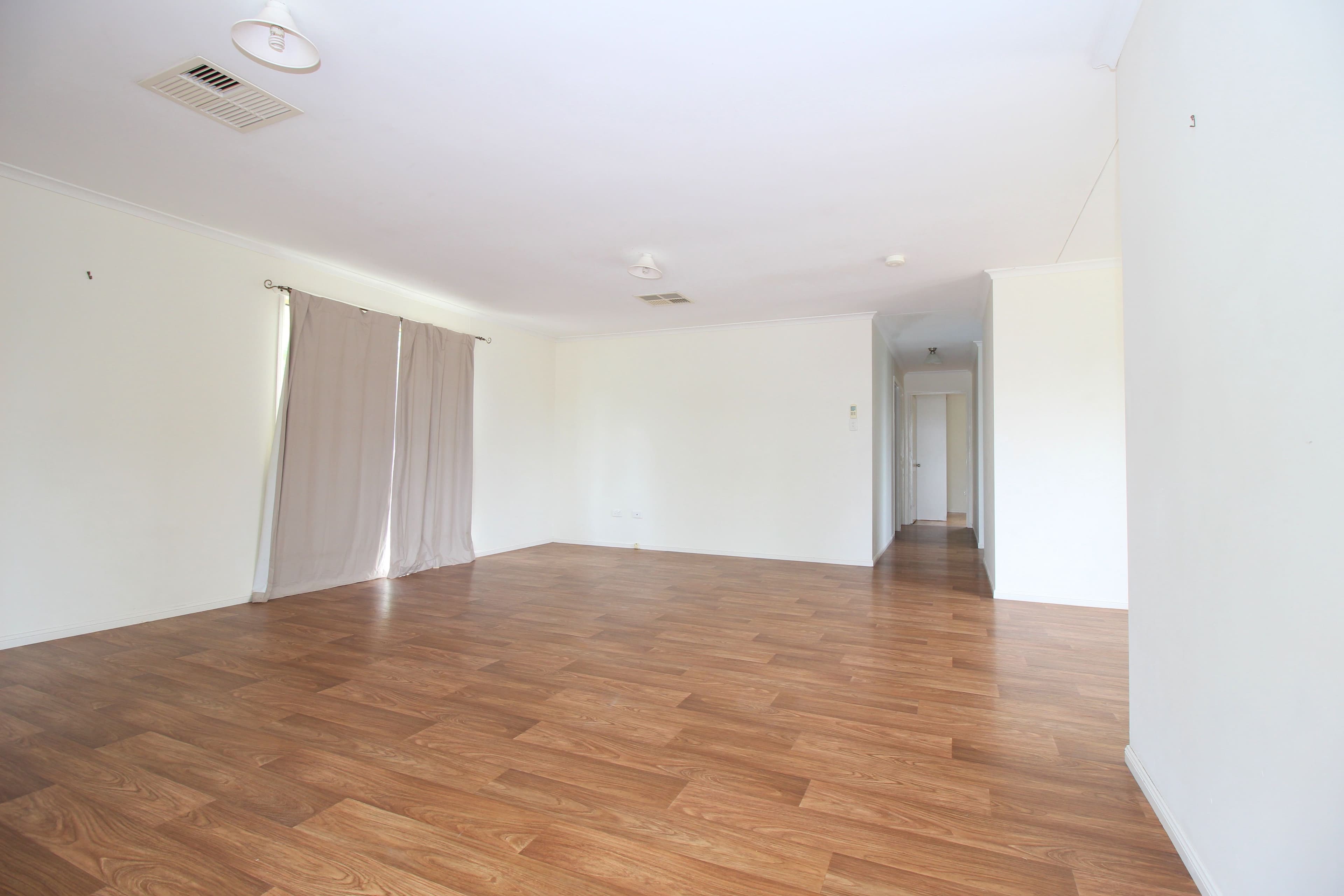 15 Gray Street, Emerald QLD 4720, Emerald - Thumbnail 6