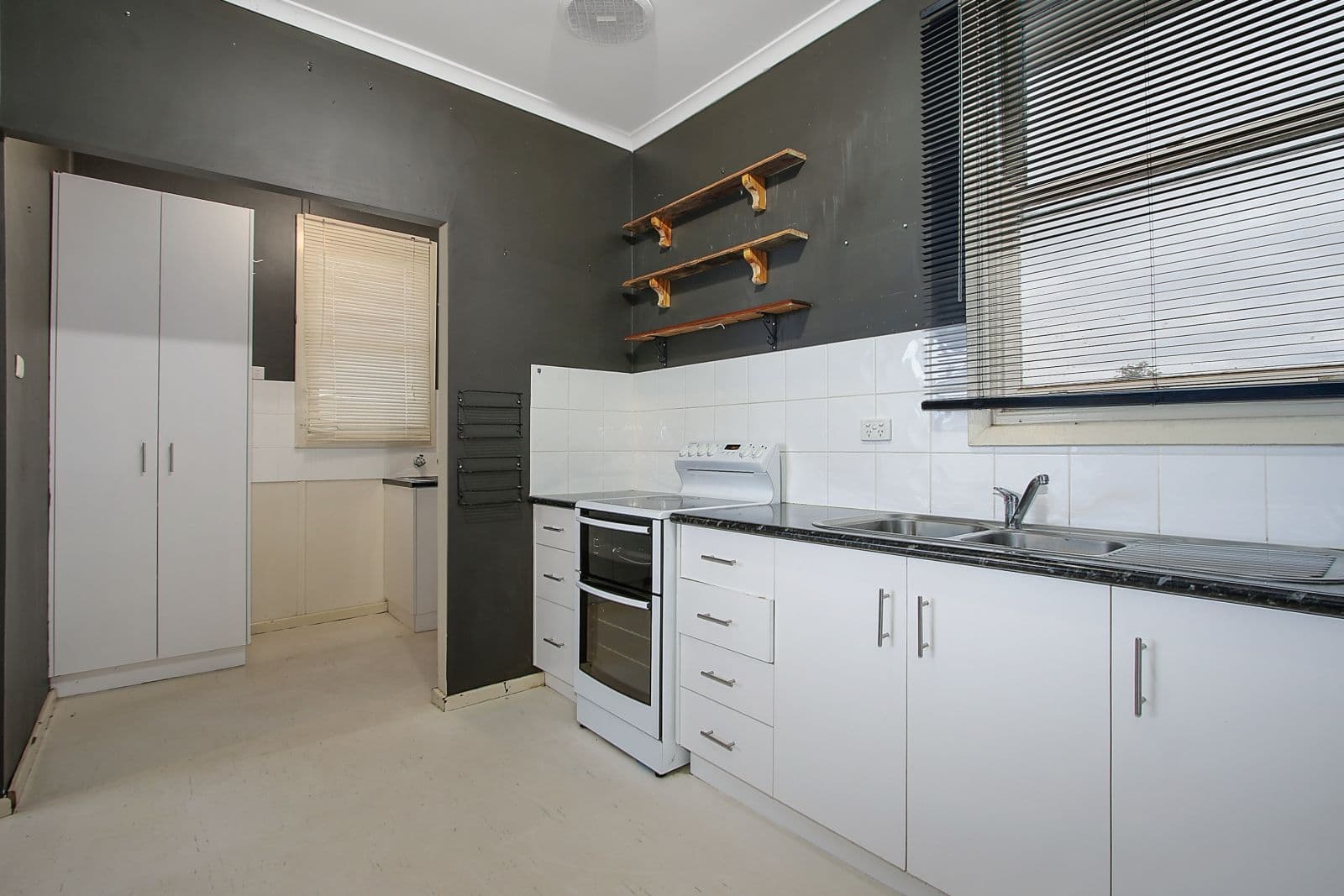 63 Balfour Street, Culcairn NSW 2660, Culcairn - Thumbnail 3