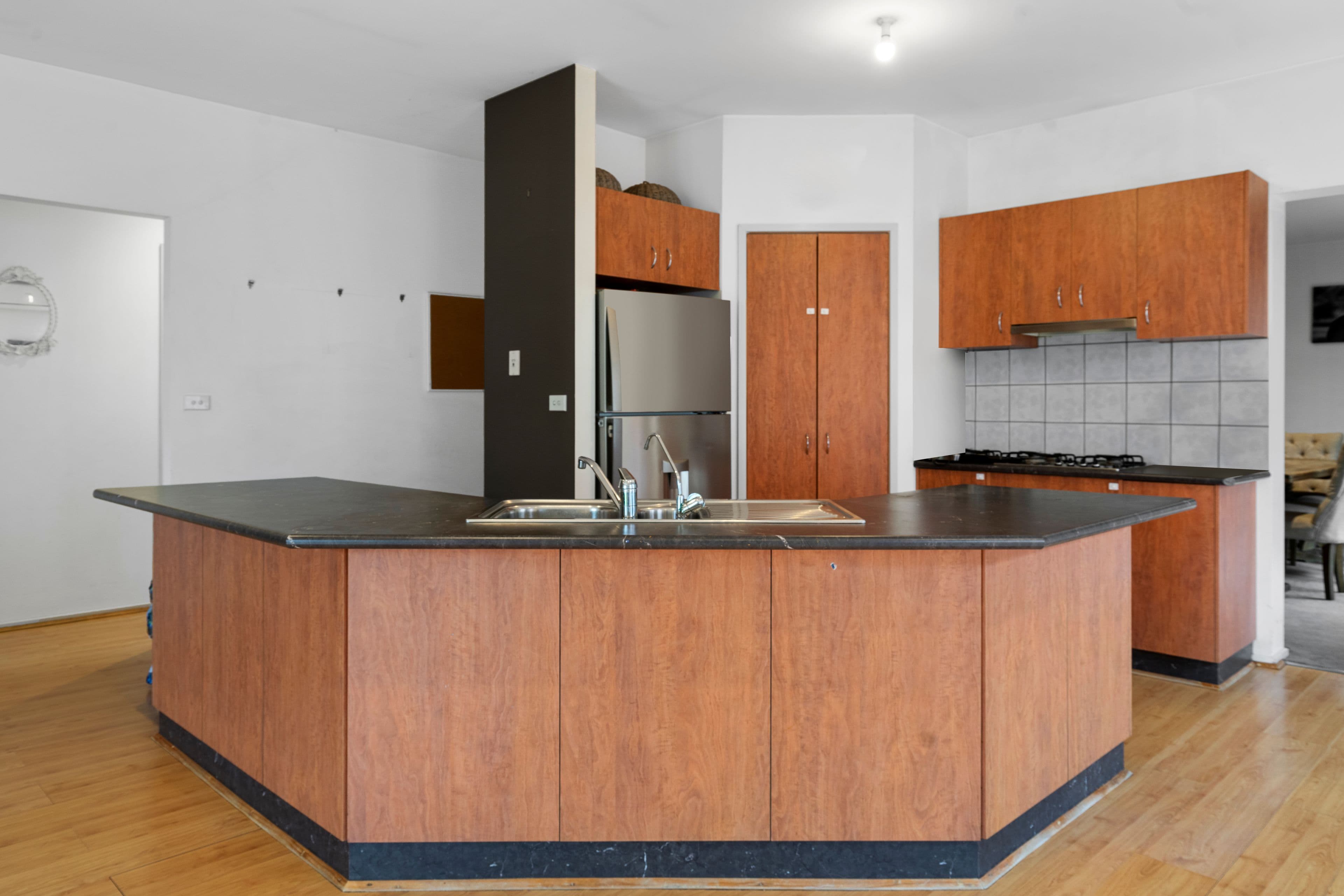 9 Morwell Gardens, Caroline Springs VIC 3023, Caroline Springs - Thumbnail 6
