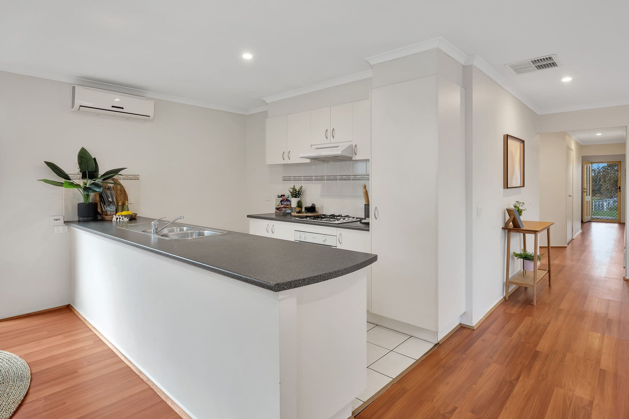 111 Bridgewater Way, Truganina VIC 3029, Truganina - Thumbnail 8