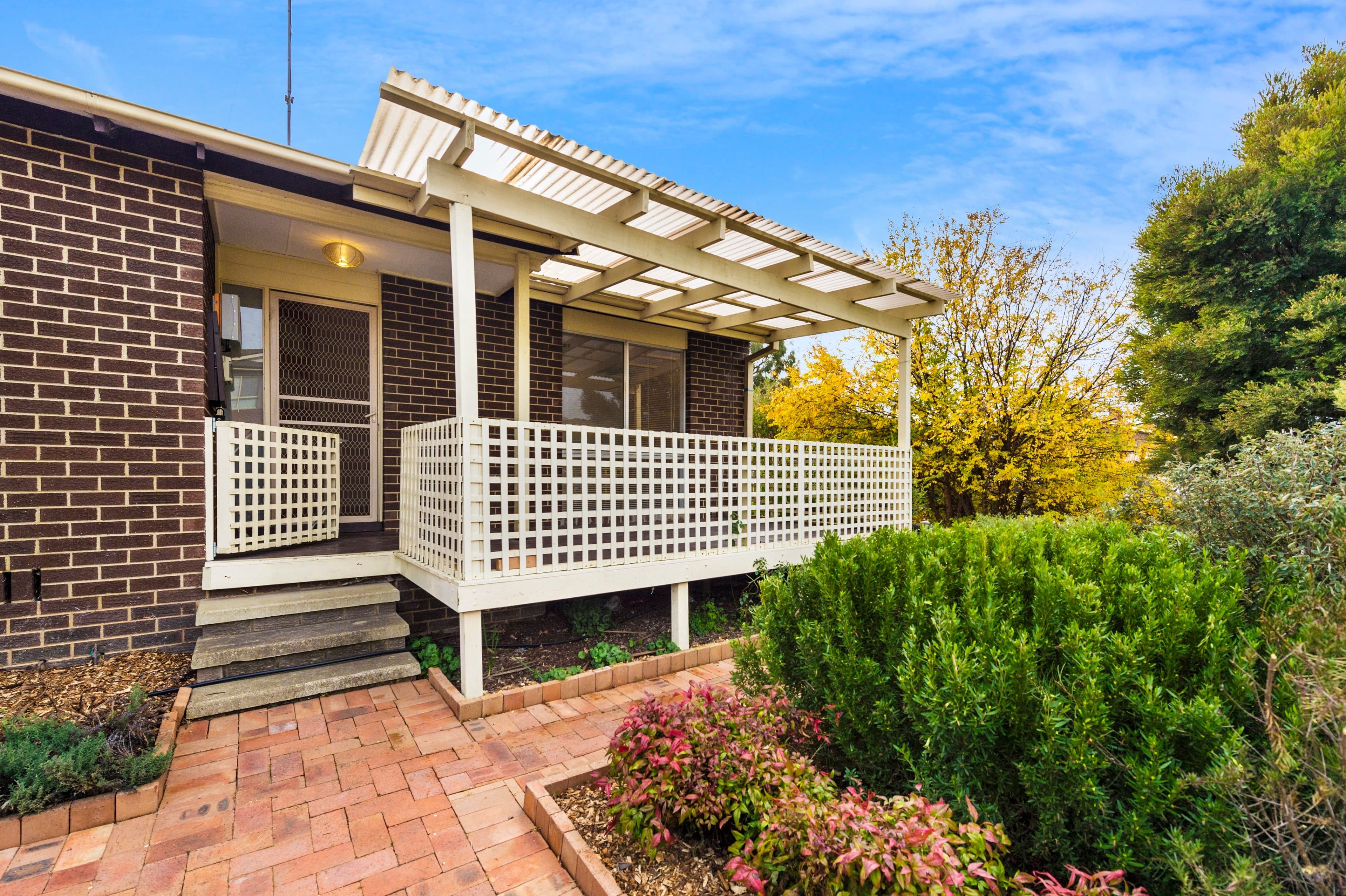 36 Candlebark Road, Queanbeyan NSW 2620, Queanbeyan - Thumbnail 2