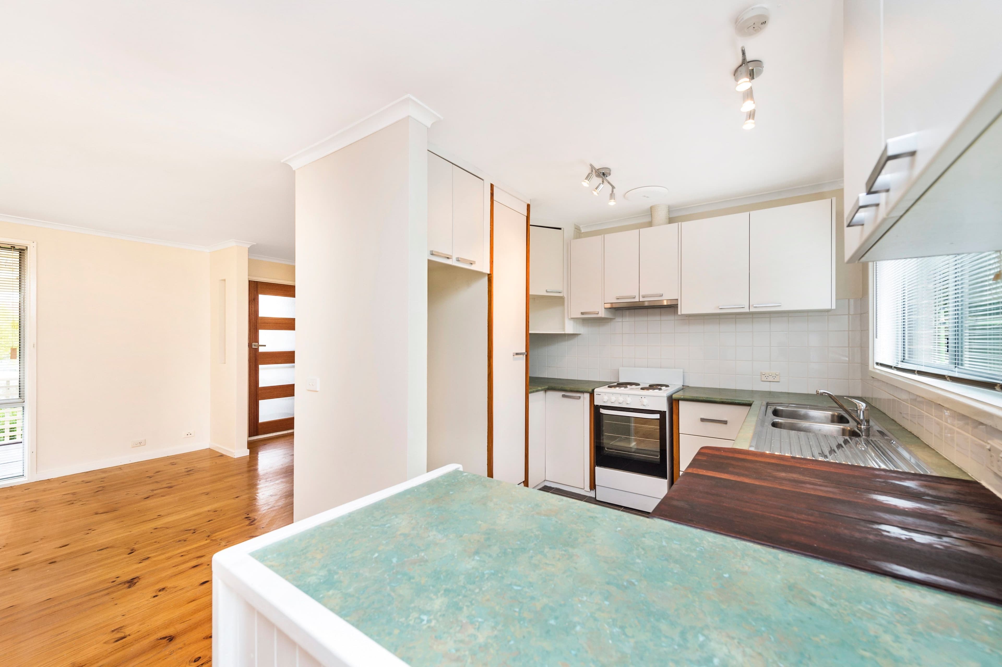 36 Candlebark Road, Queanbeyan NSW 2620, Queanbeyan - Thumbnail 6