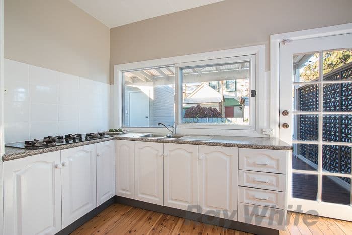 2 Bourke Street, Carrington NSW 2294, Carrington - Thumbnail 3