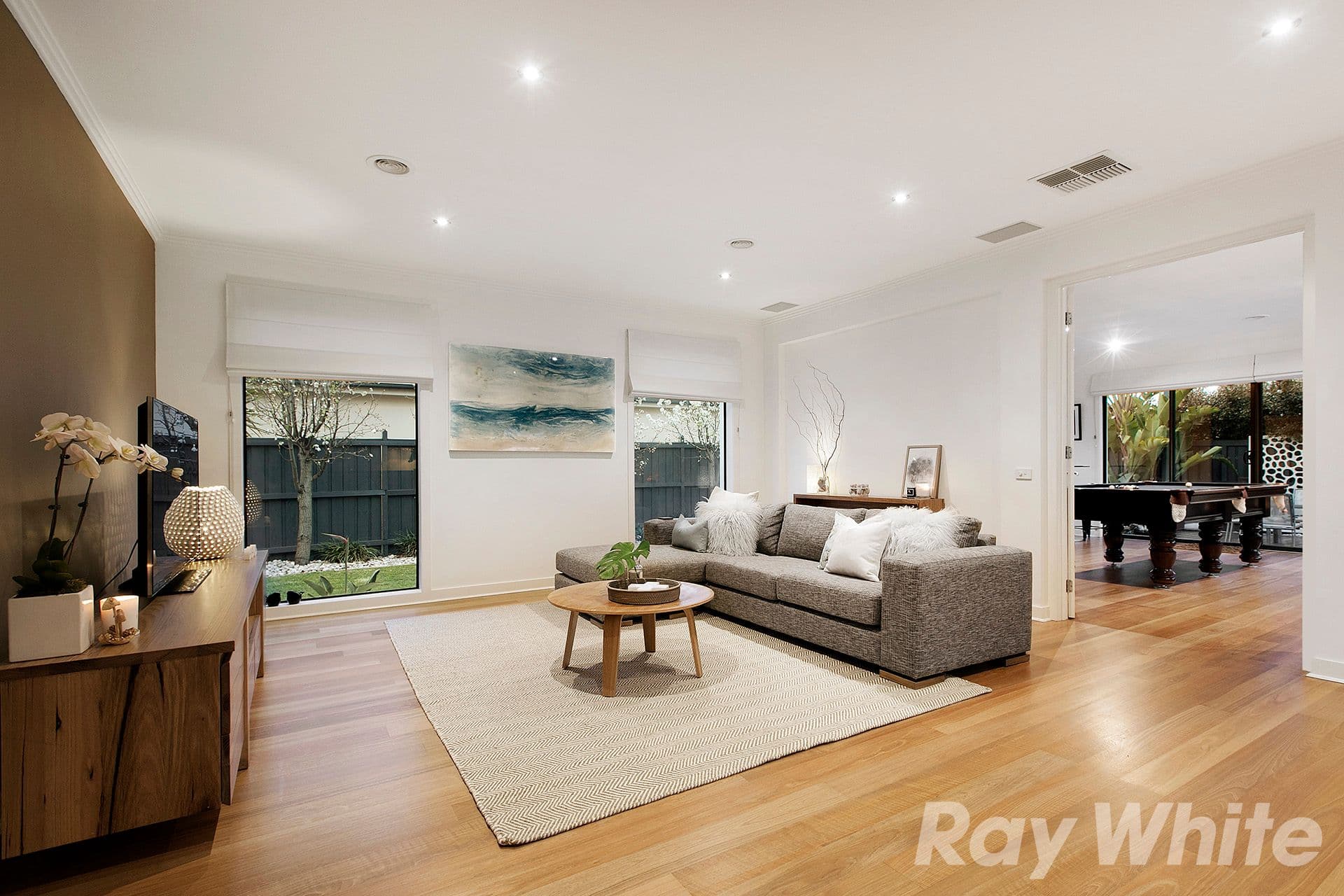 21 Island Point Avenue, Waterways VIC 3195, Waterways - Thumbnail 3