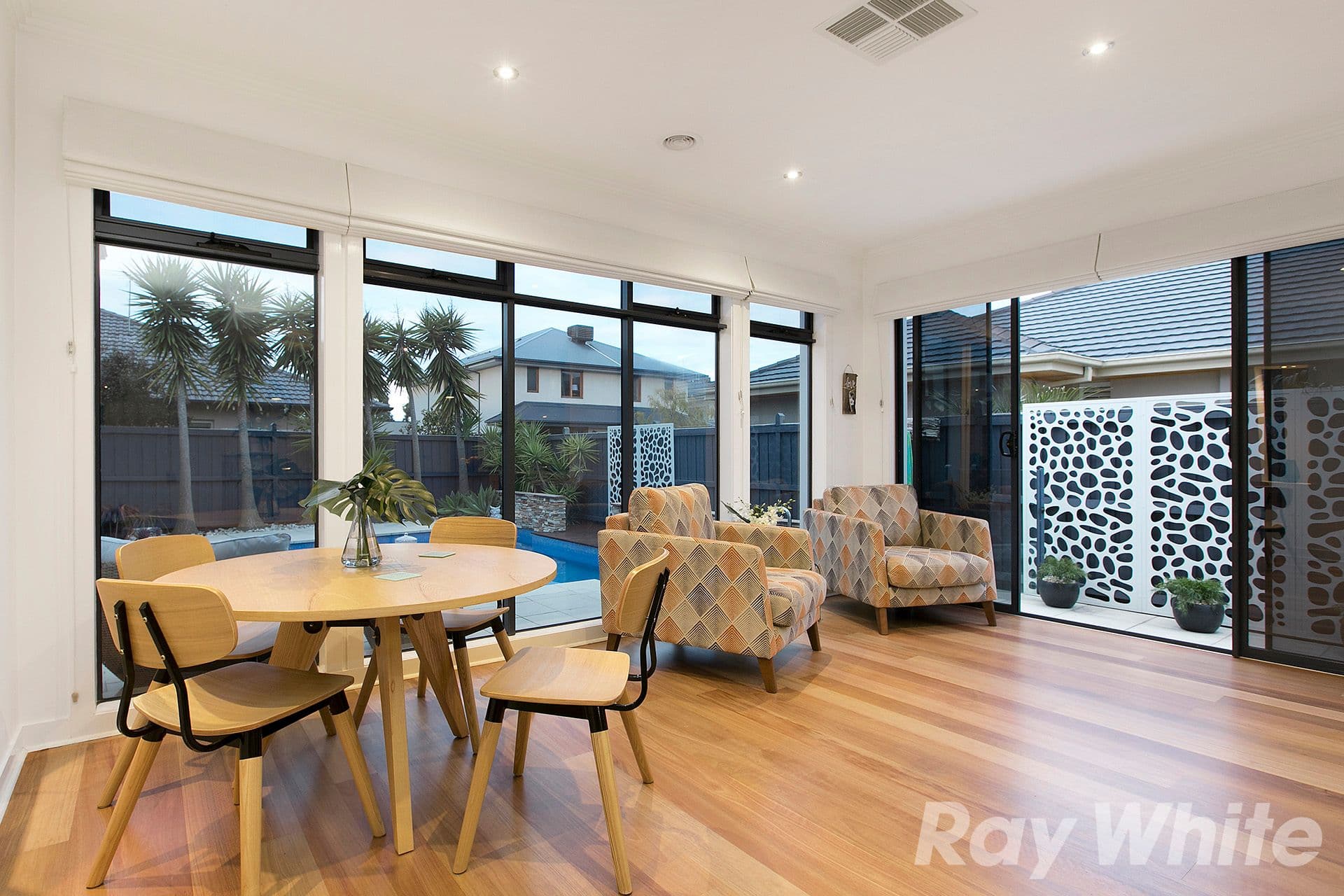 21 Island Point Avenue, Waterways VIC 3195, Waterways - Thumbnail 5