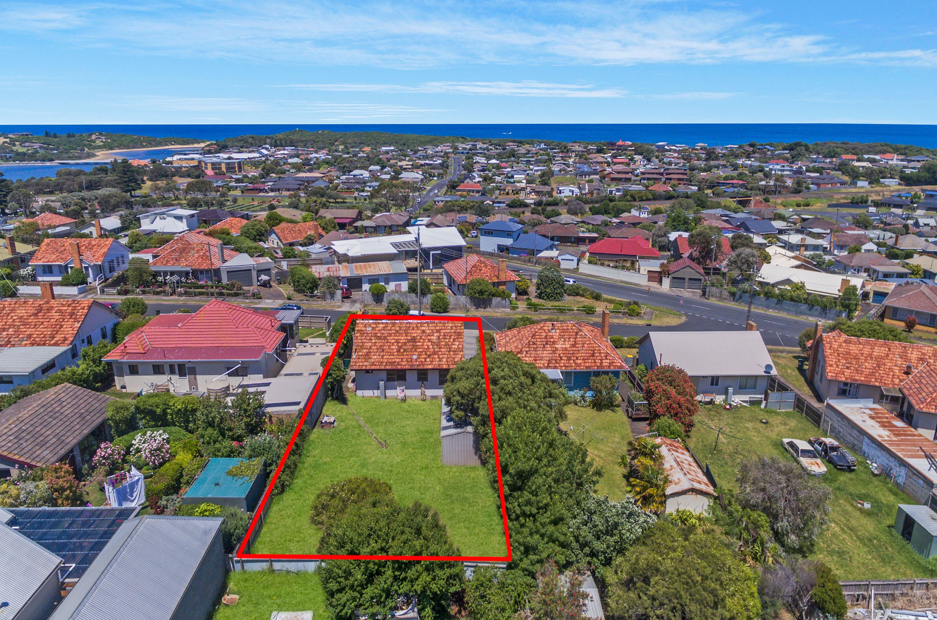 42 Alison Avenue, Warrnambool VIC 3280, Warrnambool - Thumbnail 2