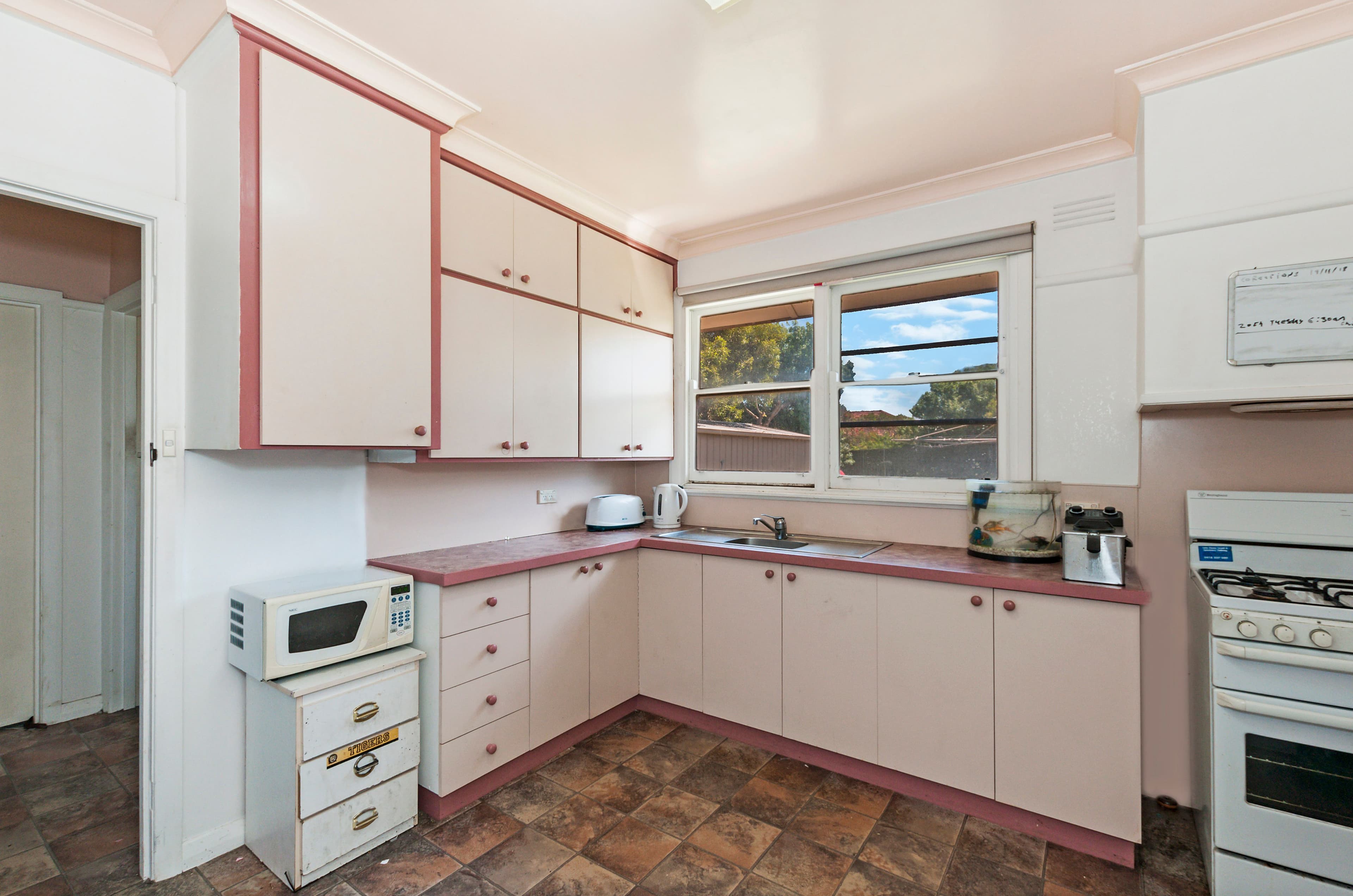 42 Alison Avenue, Warrnambool VIC 3280, Warrnambool - Thumbnail 5