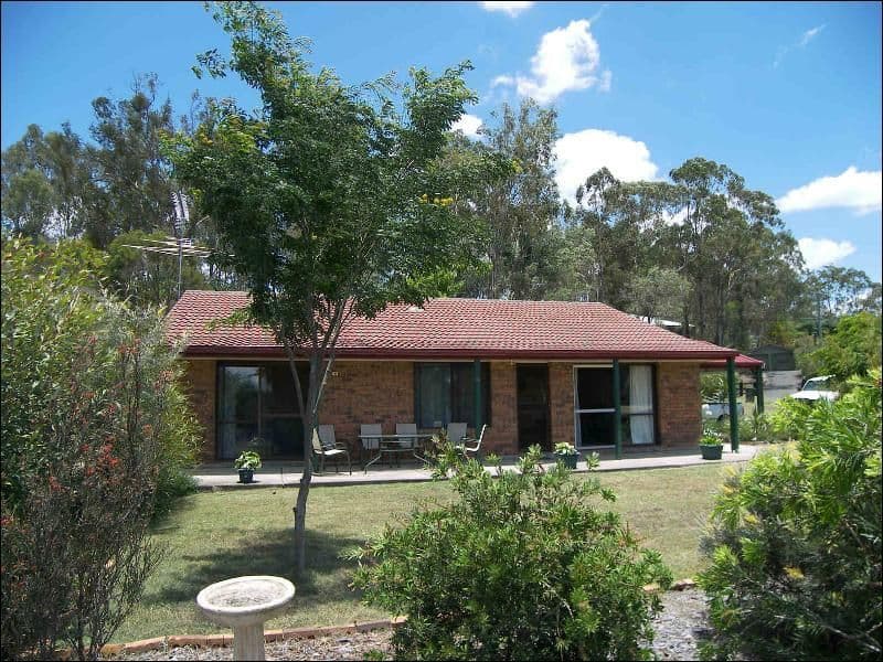 4 Lakeside Court, BEAUDESERT QLD 4285, Beaudesert - Image 1