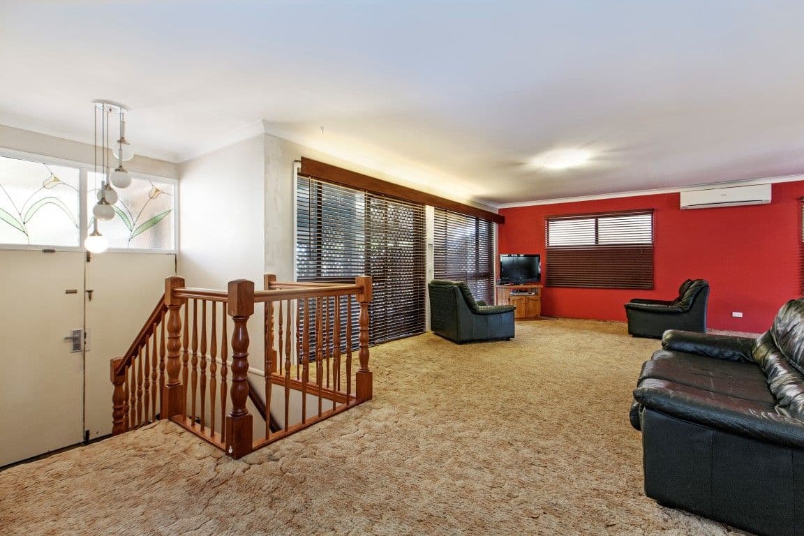 63 Brodie Street, HOLLAND PARK WEST QLD 4121, Holland Park West - Thumbnail 4