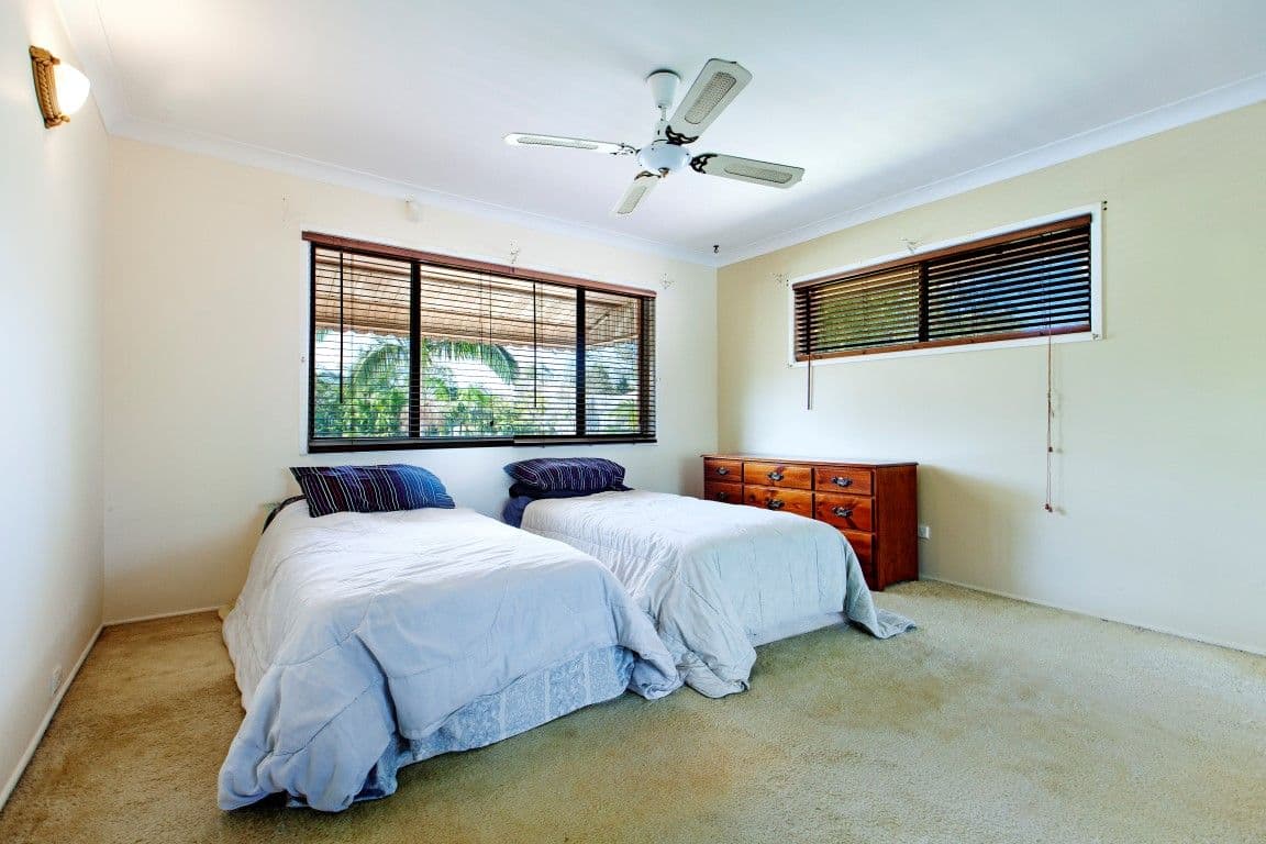 63 Brodie Street, HOLLAND PARK WEST QLD 4121, Holland Park West - Thumbnail 8
