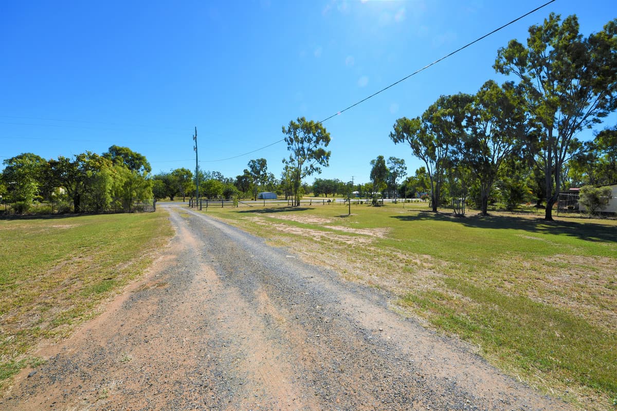 52584 Burnett Highway, BOULDERCOMBE, Bouldercombe - Thumbnail 2