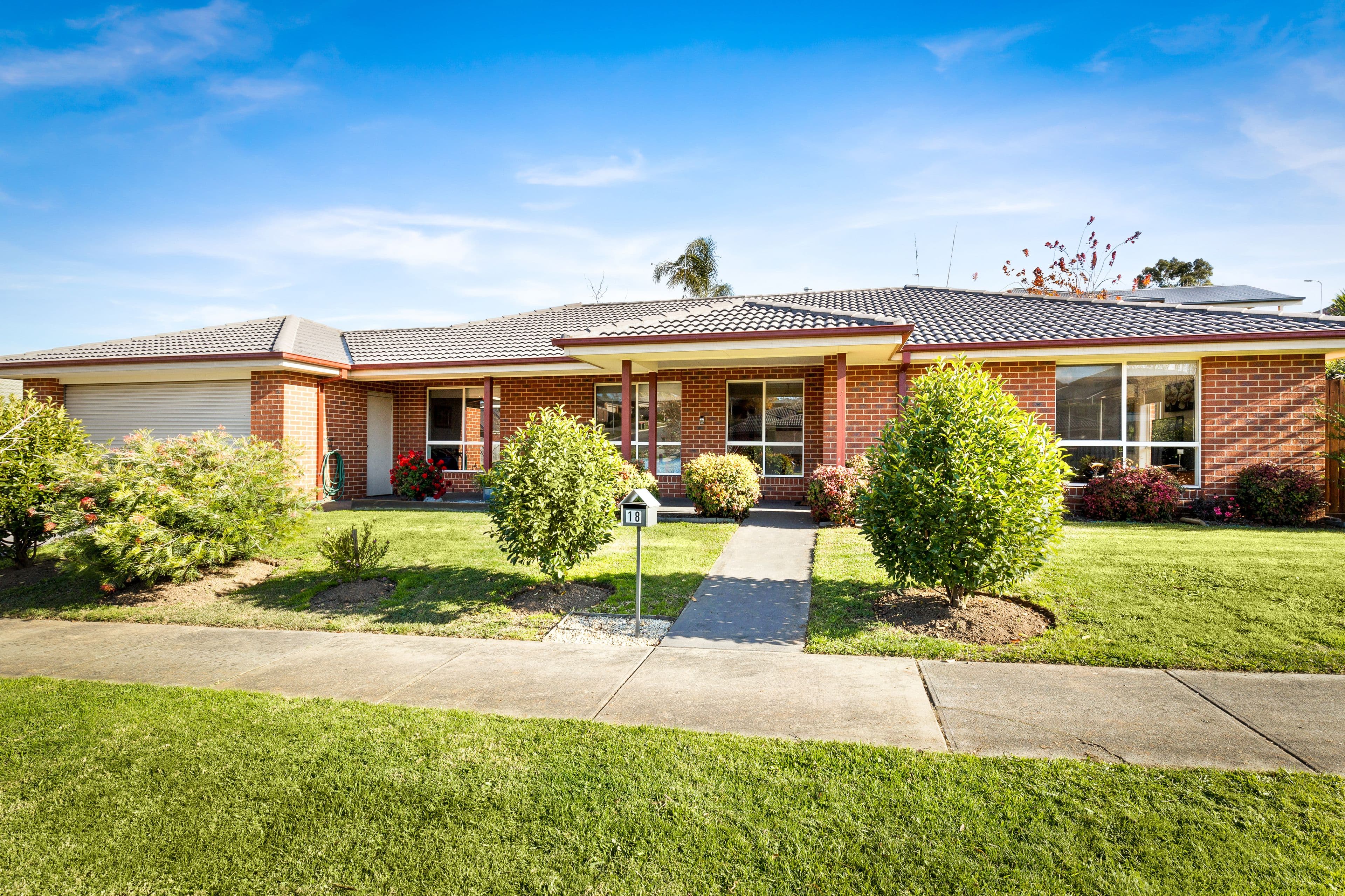 18 Mcmillan Drive, Warragul VIC 3820, Warragul - Image 1