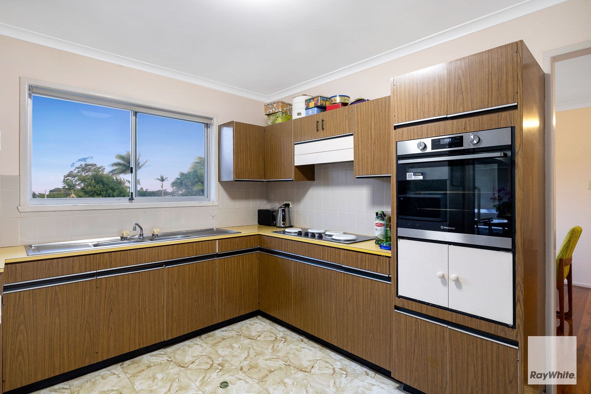 13-15 Carol Street, Redland Bay QLD 4165, Redland Bay - Thumbnail 4