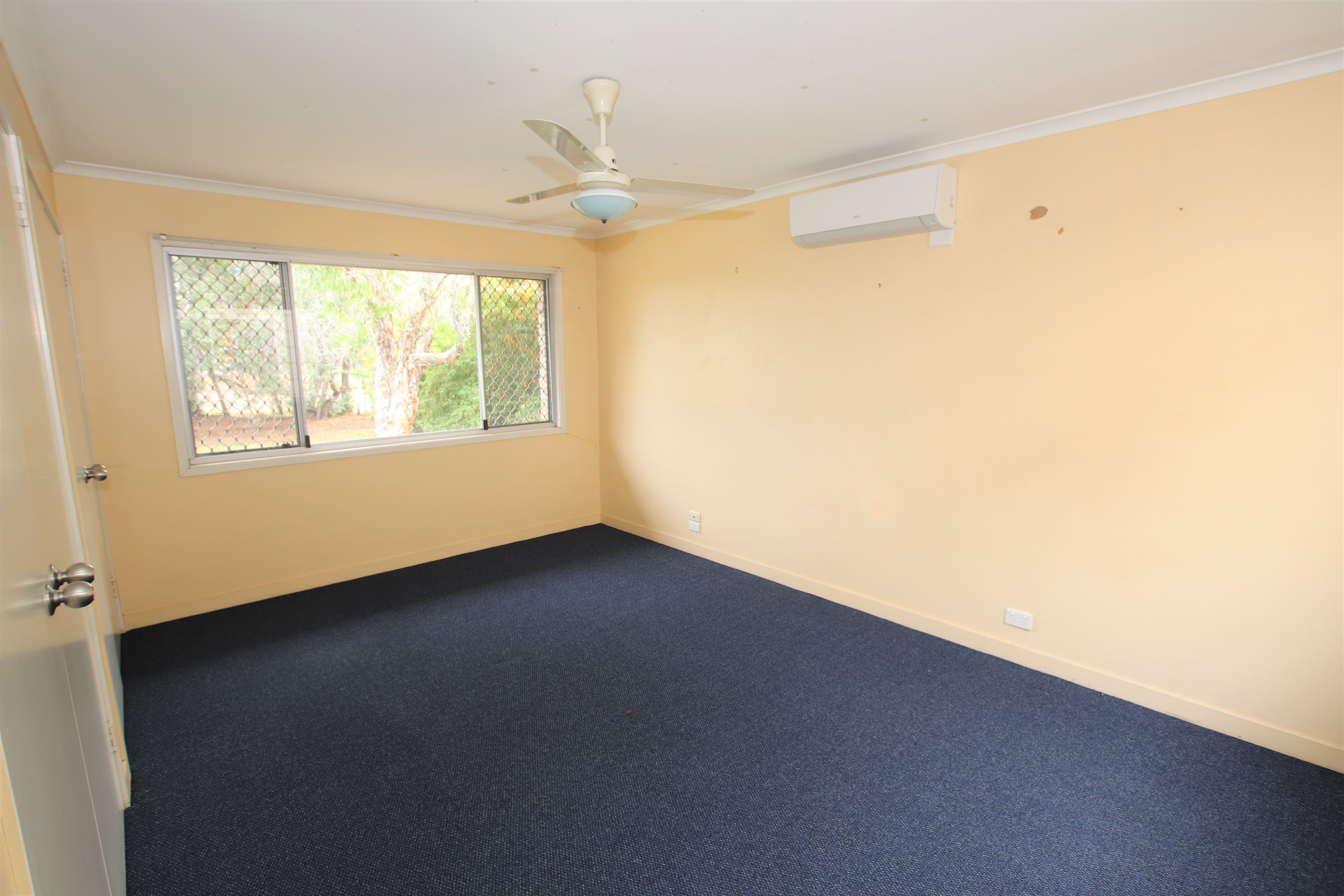 4 Lawrence Street, Biloela QLD 4715, Biloela - Thumbnail 4