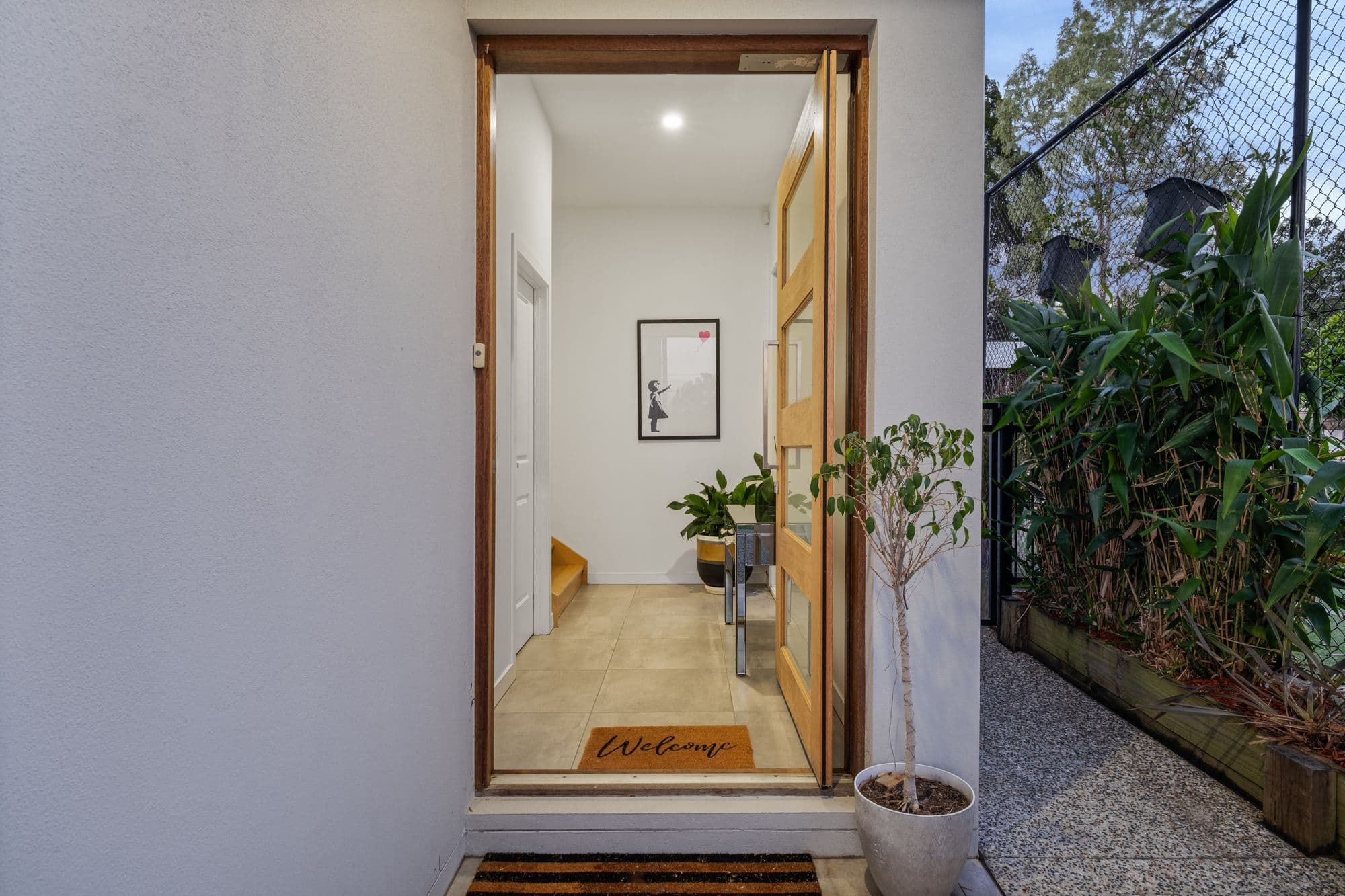 190 Cliveden Avenue, Corinda QLD 4075, Corinda - Thumbnail 2