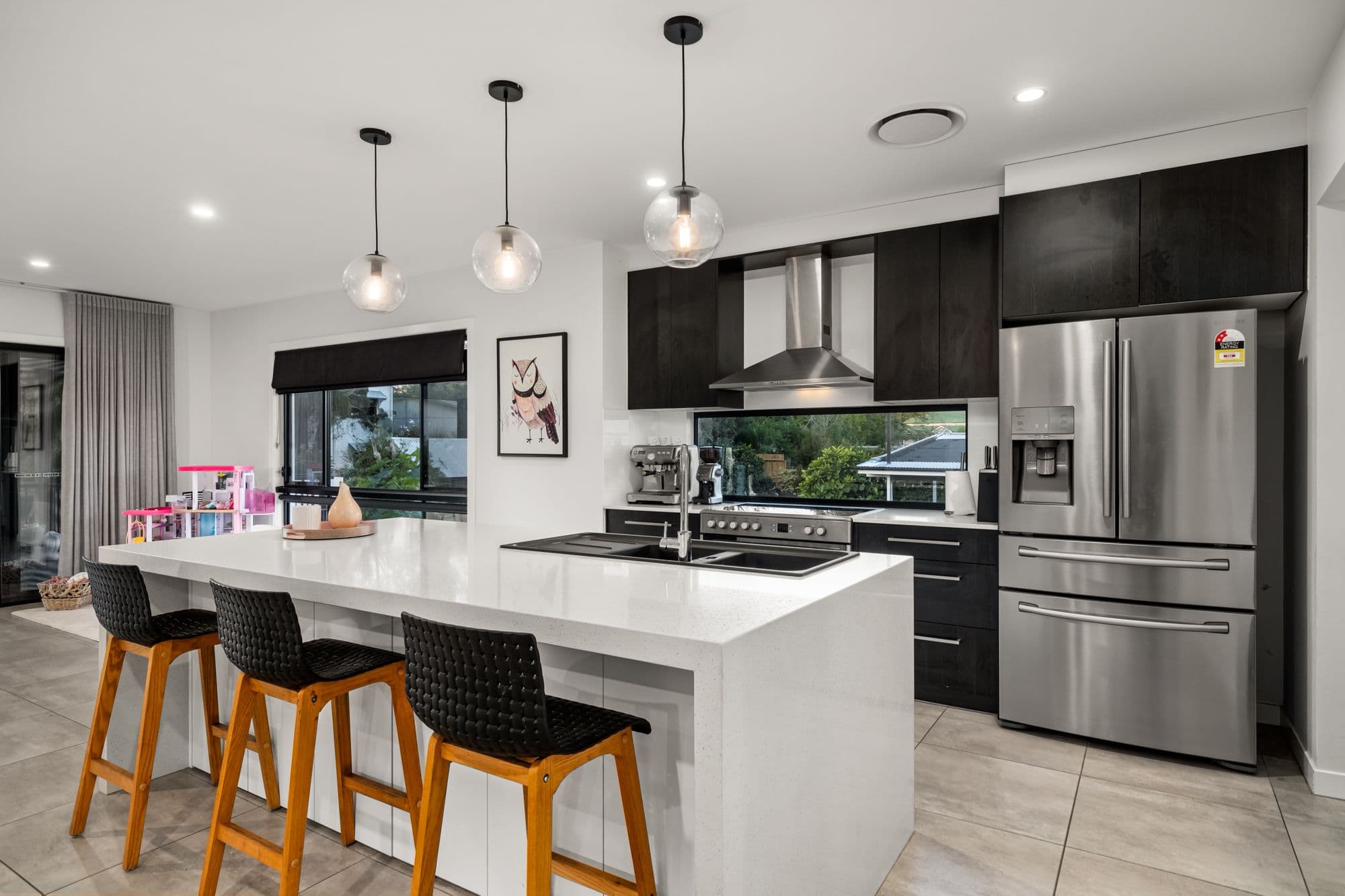 190 Cliveden Avenue, Corinda QLD 4075, Corinda - Thumbnail 3