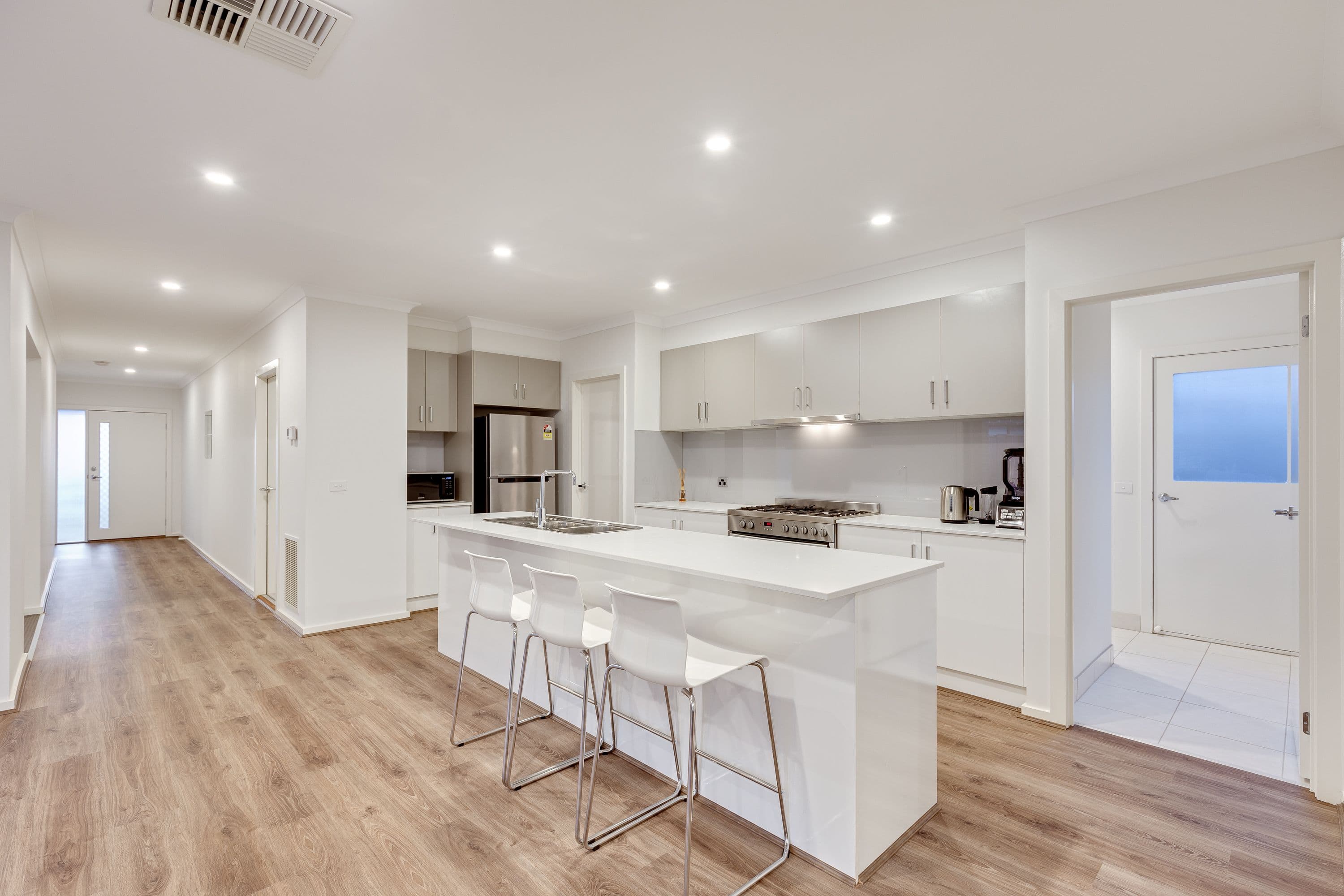 12 Clavell Crescent, Wollert VIC 3750, Wollert - Thumbnail 2