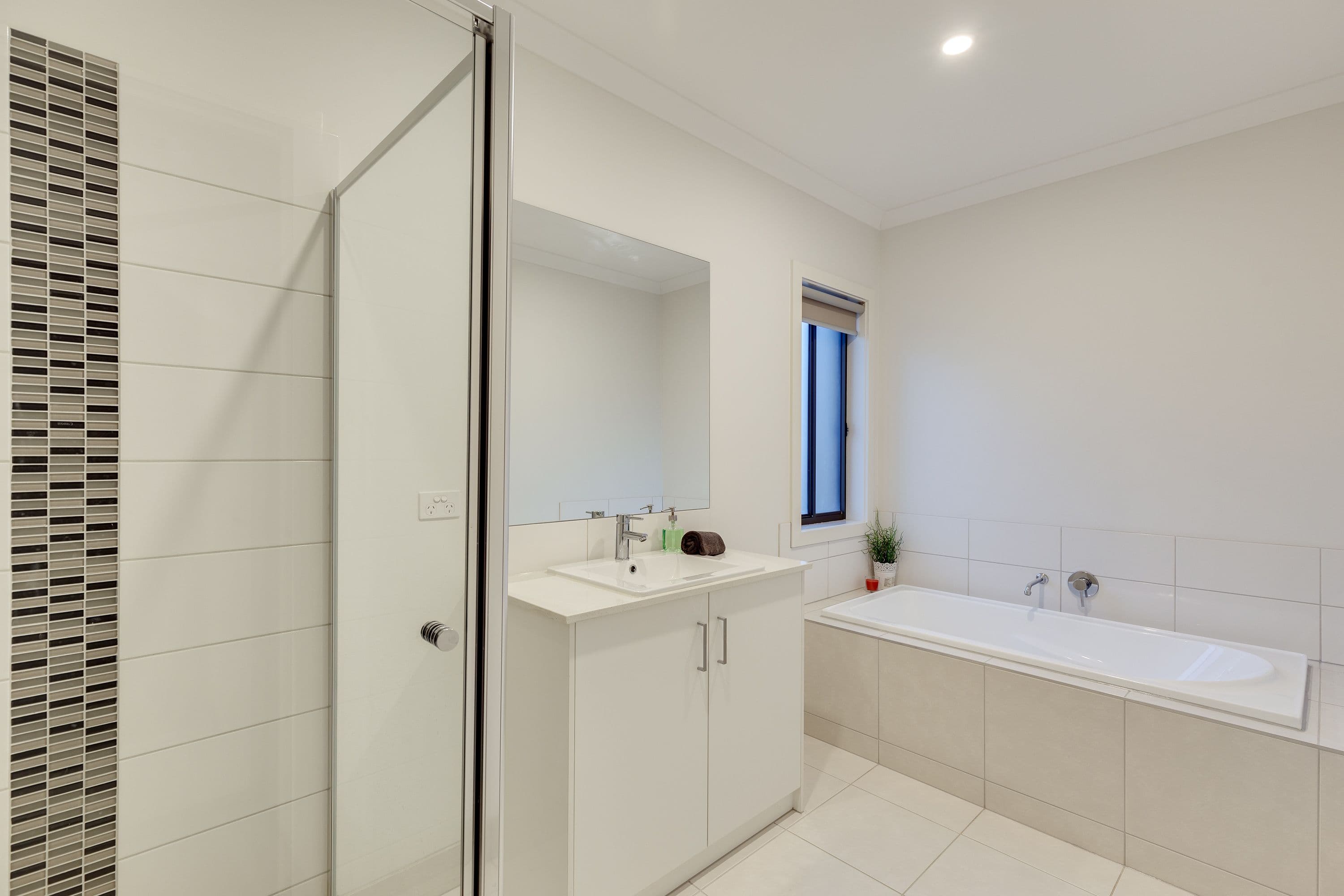 12 Clavell Crescent, Wollert VIC 3750, Wollert - Thumbnail 7