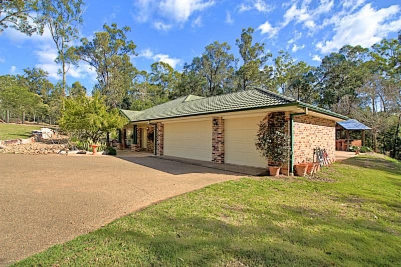 11 Gabbinbar Court, PINE MOUNTAIN QLD 4306, Pine Mountain - Thumbnail 4