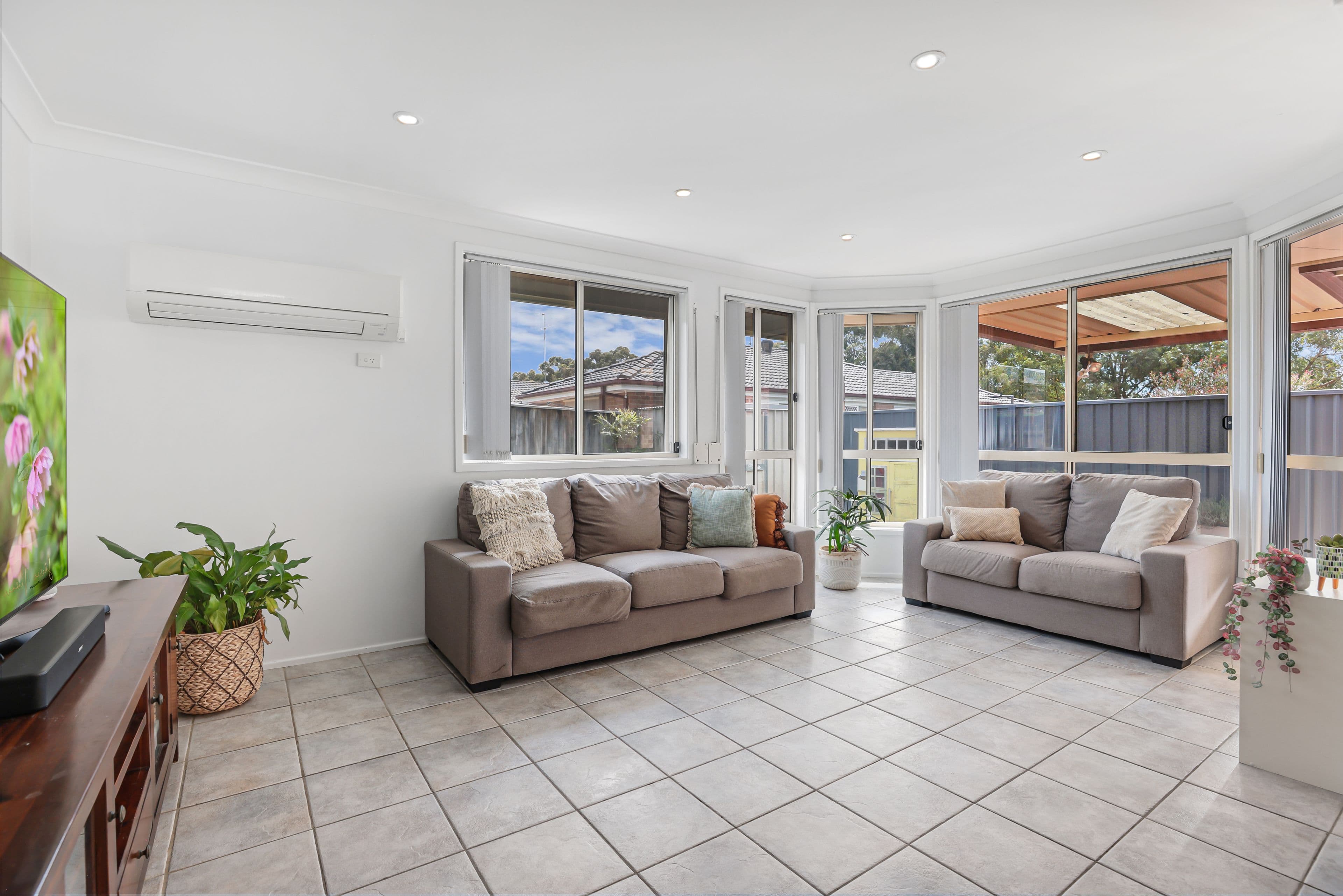 9 Ballybunnion Terrace, Glenmore Park NSW 2745, Glenmore Park - Thumbnail 6