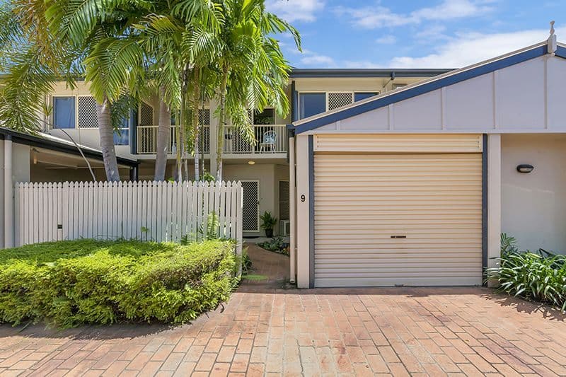 4-6 Cheyne Street, Pimlico QLD 4812, Pimlico - Image 1