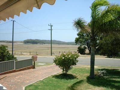15 Pickering Drive, DONGARA WA 6525, Dongara - Thumbnail 3