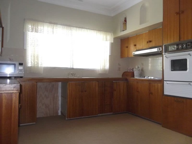 1 Chapman Street, COWRA NSW 2794, Cowra - Thumbnail 6