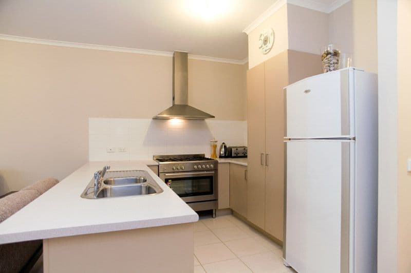 17 Rawlings Terrace, EPPING VIC 3076, Epping - Thumbnail 4