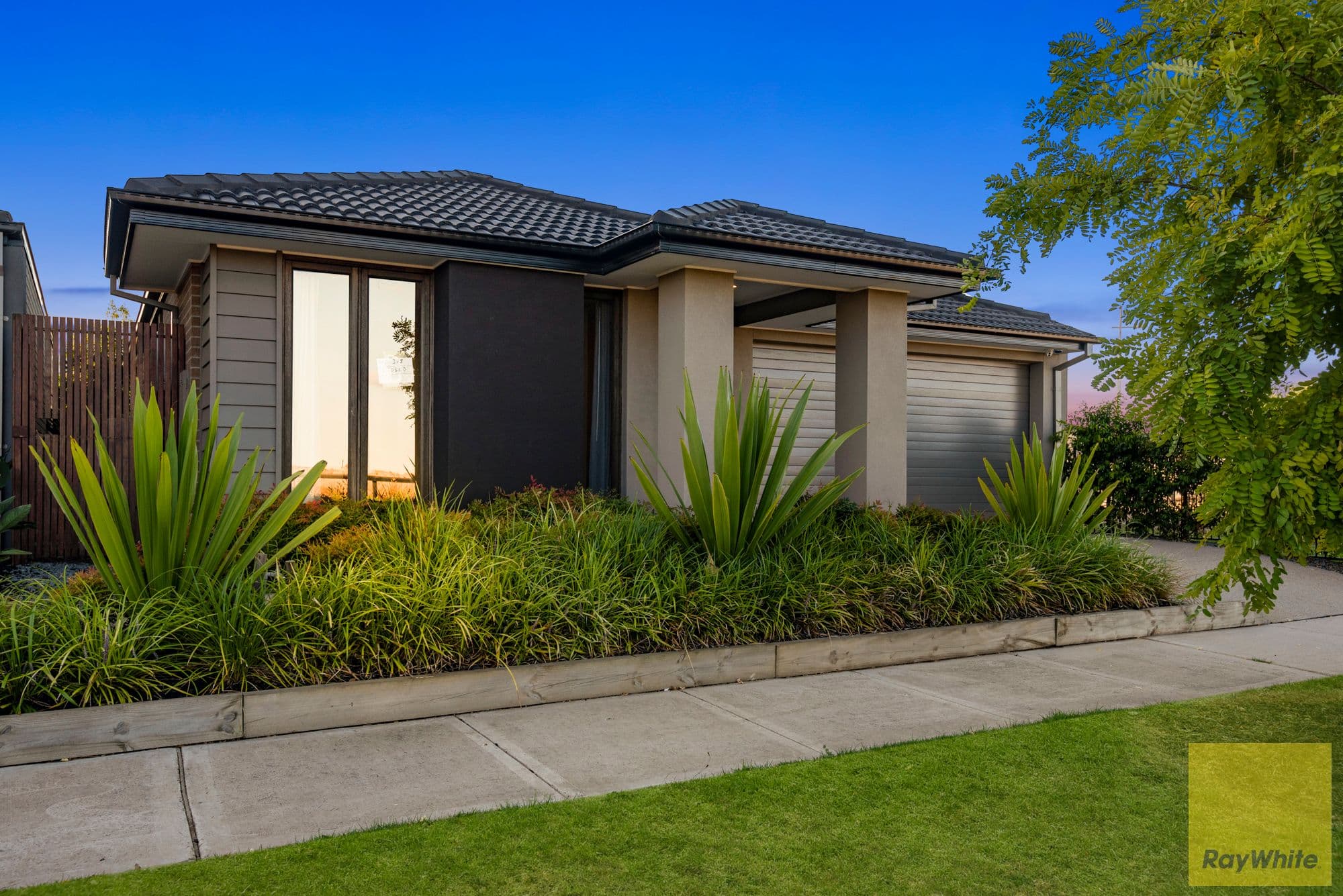 68 Smile Crescent, Wyndham Vale VIC 3024, Wyndham Vale - Thumbnail 2
