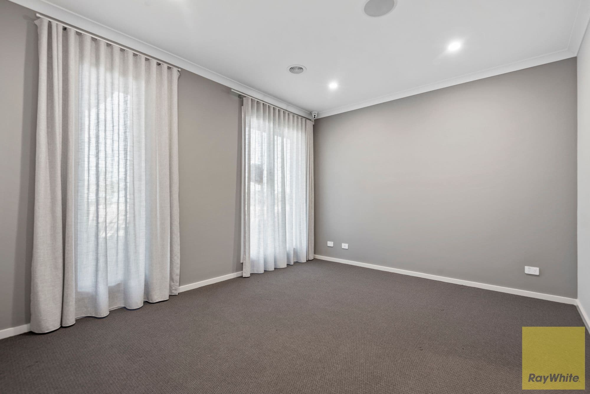 68 Smile Crescent, Wyndham Vale VIC 3024, Wyndham Vale - Thumbnail 3