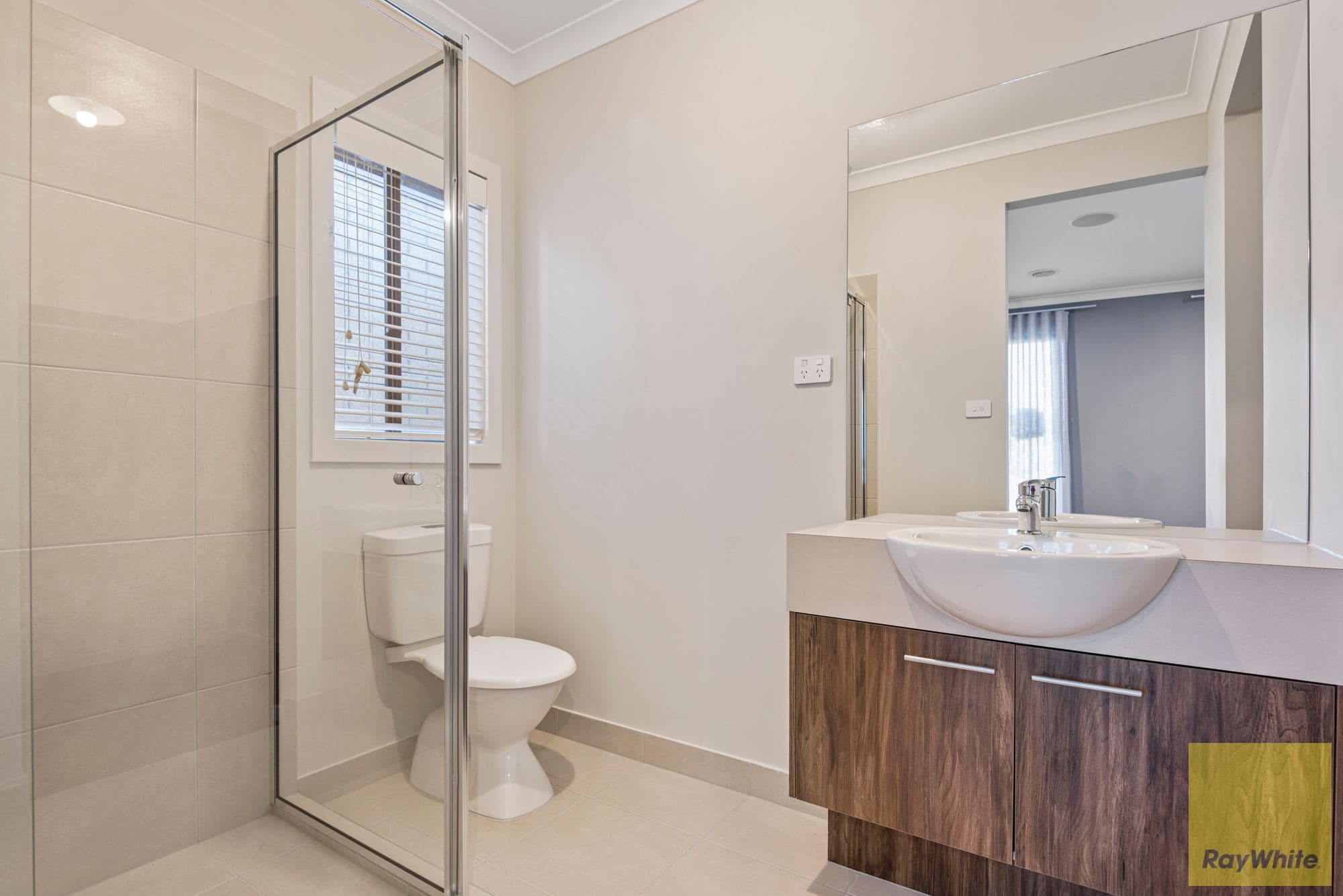 68 Smile Crescent, Wyndham Vale VIC 3024, Wyndham Vale - Thumbnail 4