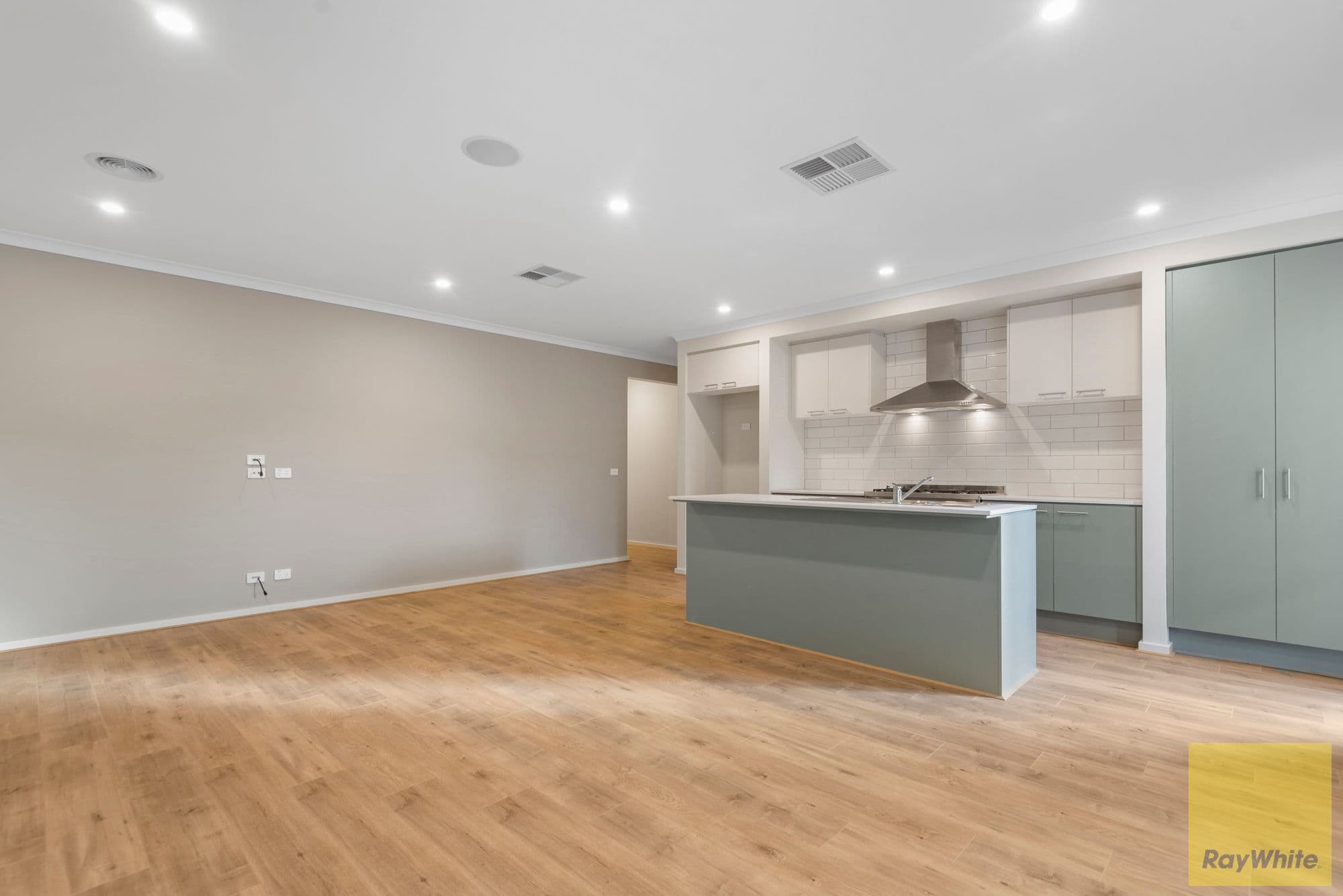 68 Smile Crescent, Wyndham Vale VIC 3024, Wyndham Vale - Thumbnail 7
