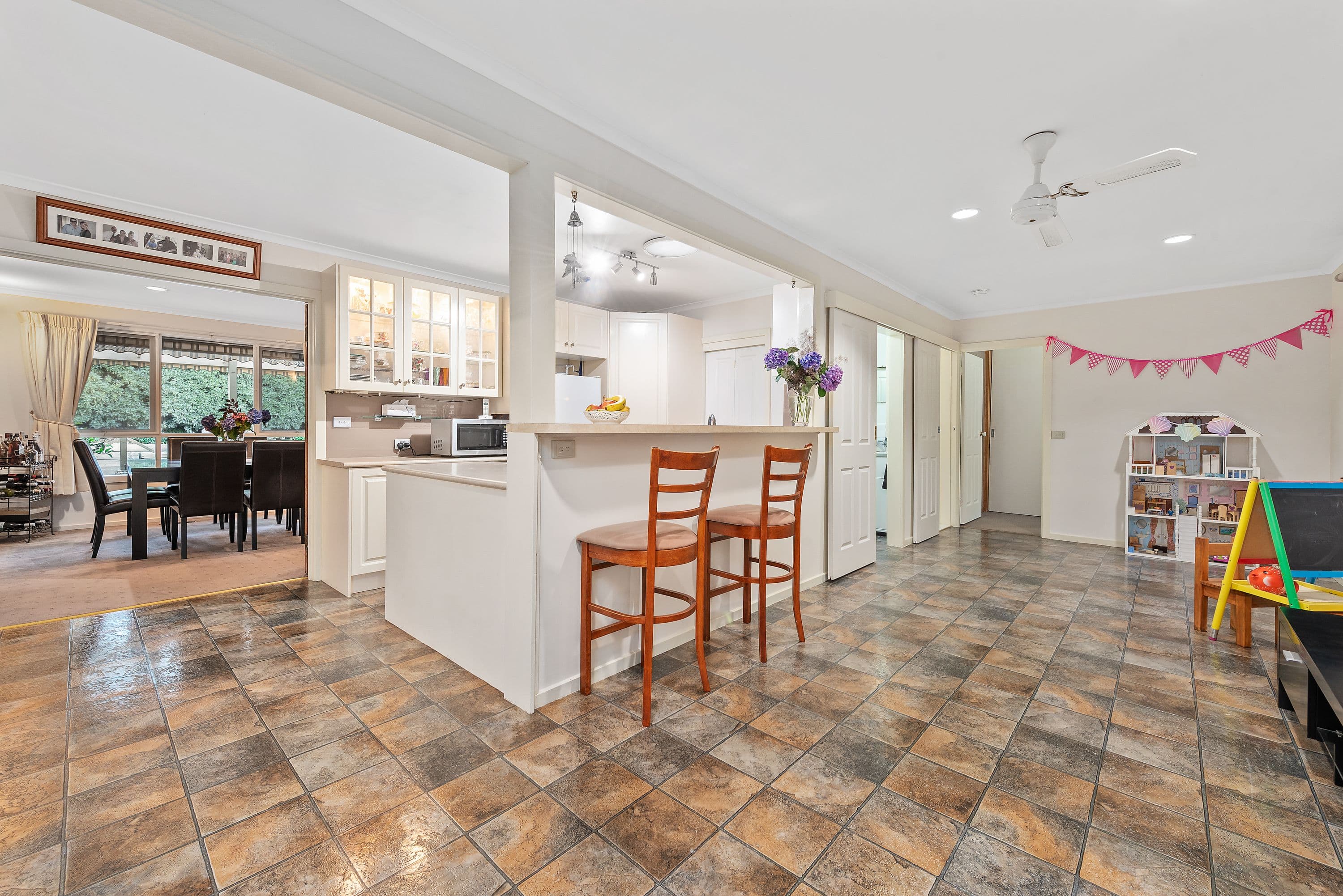 22 Zina Grove, Mooroolbark VIC 3138, Mooroolbark - Thumbnail 6