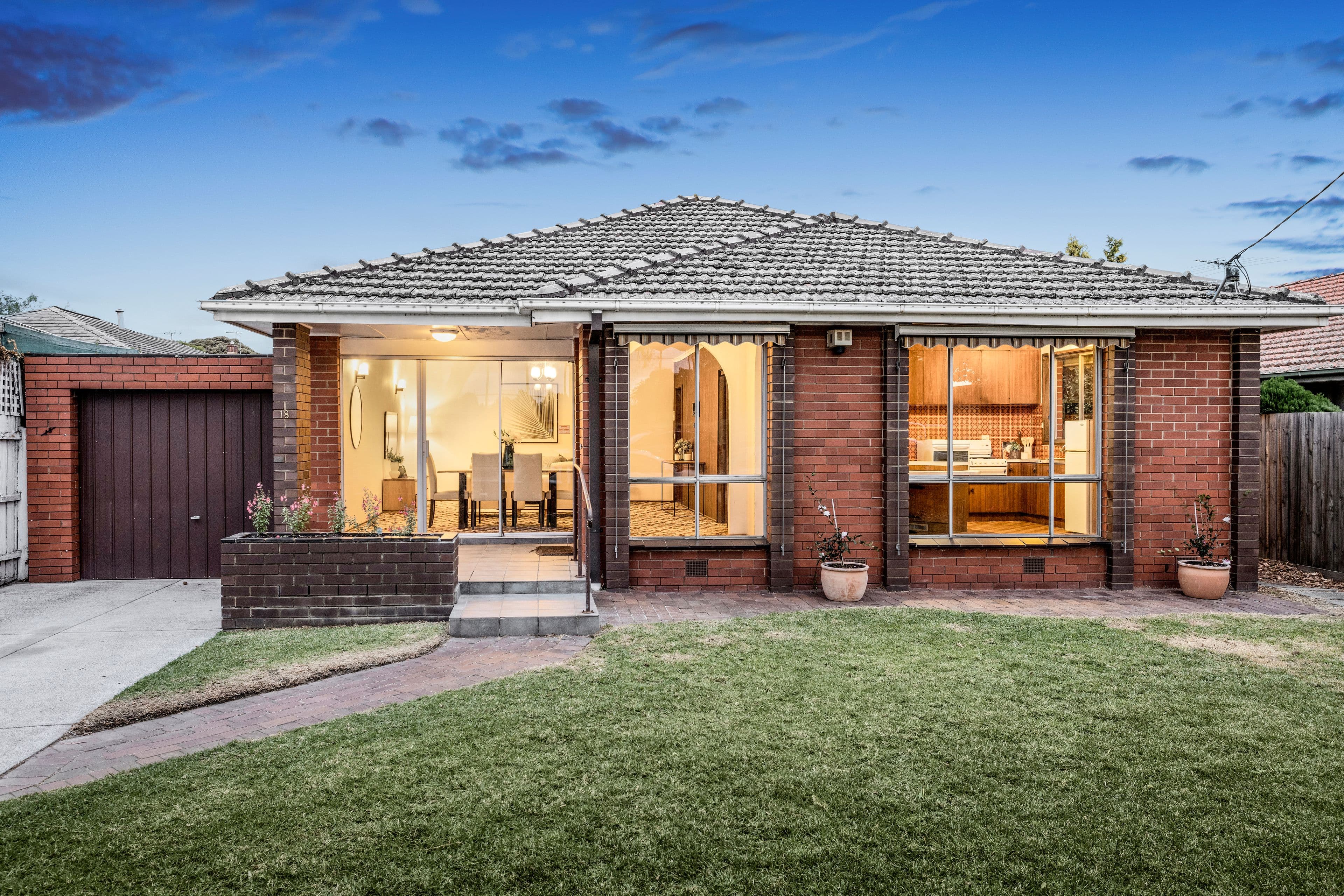 18 Foch Street, Ormond VIC 3204, Ormond - Thumbnail 2
