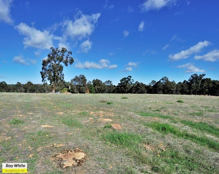580 Goslin Street, SAWYERS VALLEY WA 6074, Sawyers Valley - Thumbnail 2