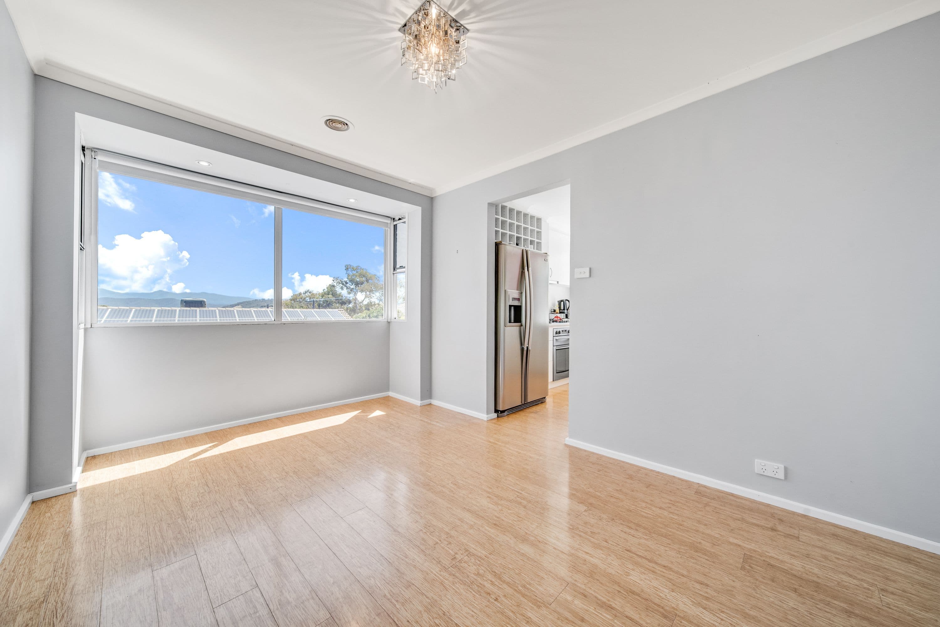 33 Lawrence Crescent, Kambah ACT 2902, Kambah - Thumbnail 7