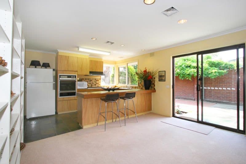 140  Howard Road, DINGLEY VILLAGE VIC 3172, Dingley Village - Thumbnail 5