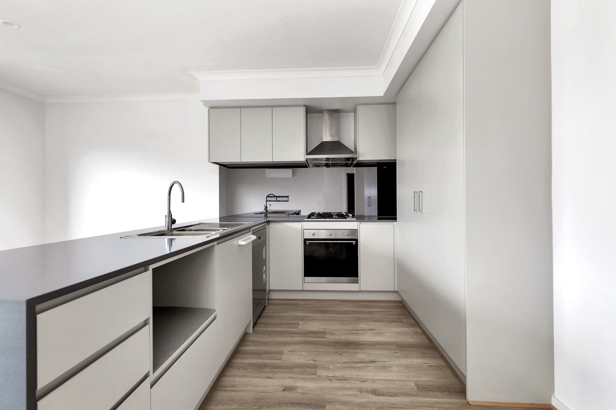 8 Bloom Street, Werribee VIC 3030, Werribee - Thumbnail 5