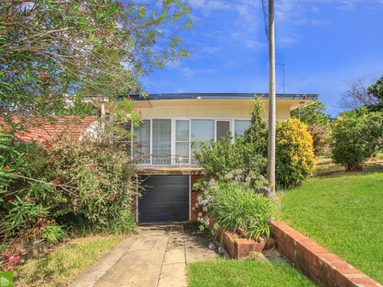 2 Coreen Avenue, West Wollongong NSW 2500, West Wollongong - Image 1
