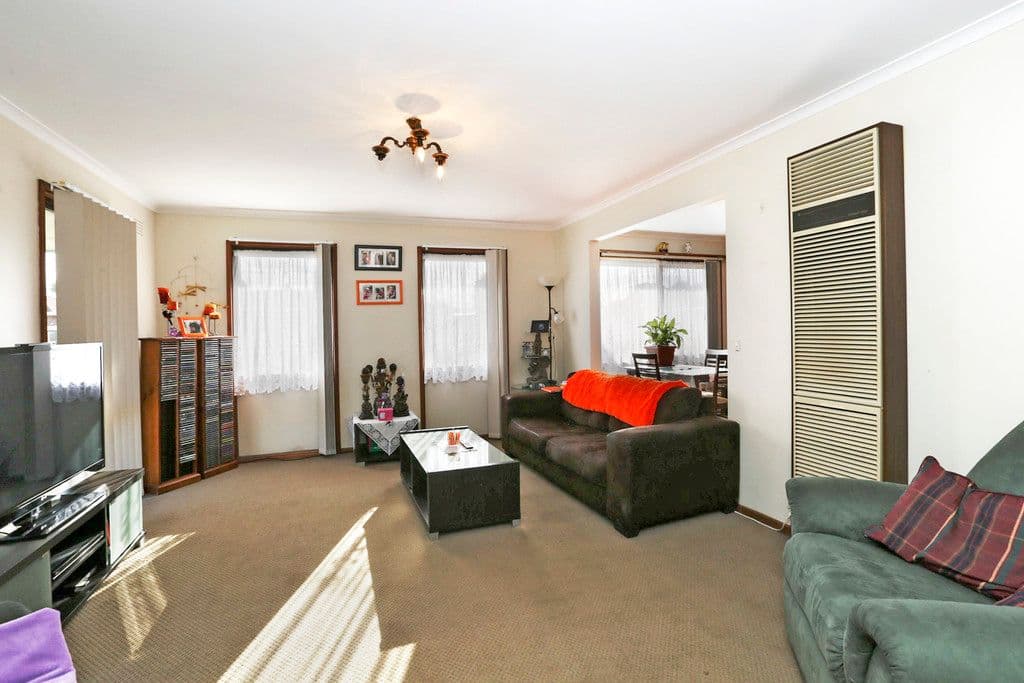 28 Moreland Avenue, Corio VIC 3214, Corio - Thumbnail 2