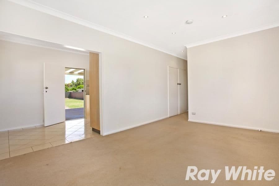 28 Moir Street, SMITHFIELD NSW 2164, Smithfield - Thumbnail 2