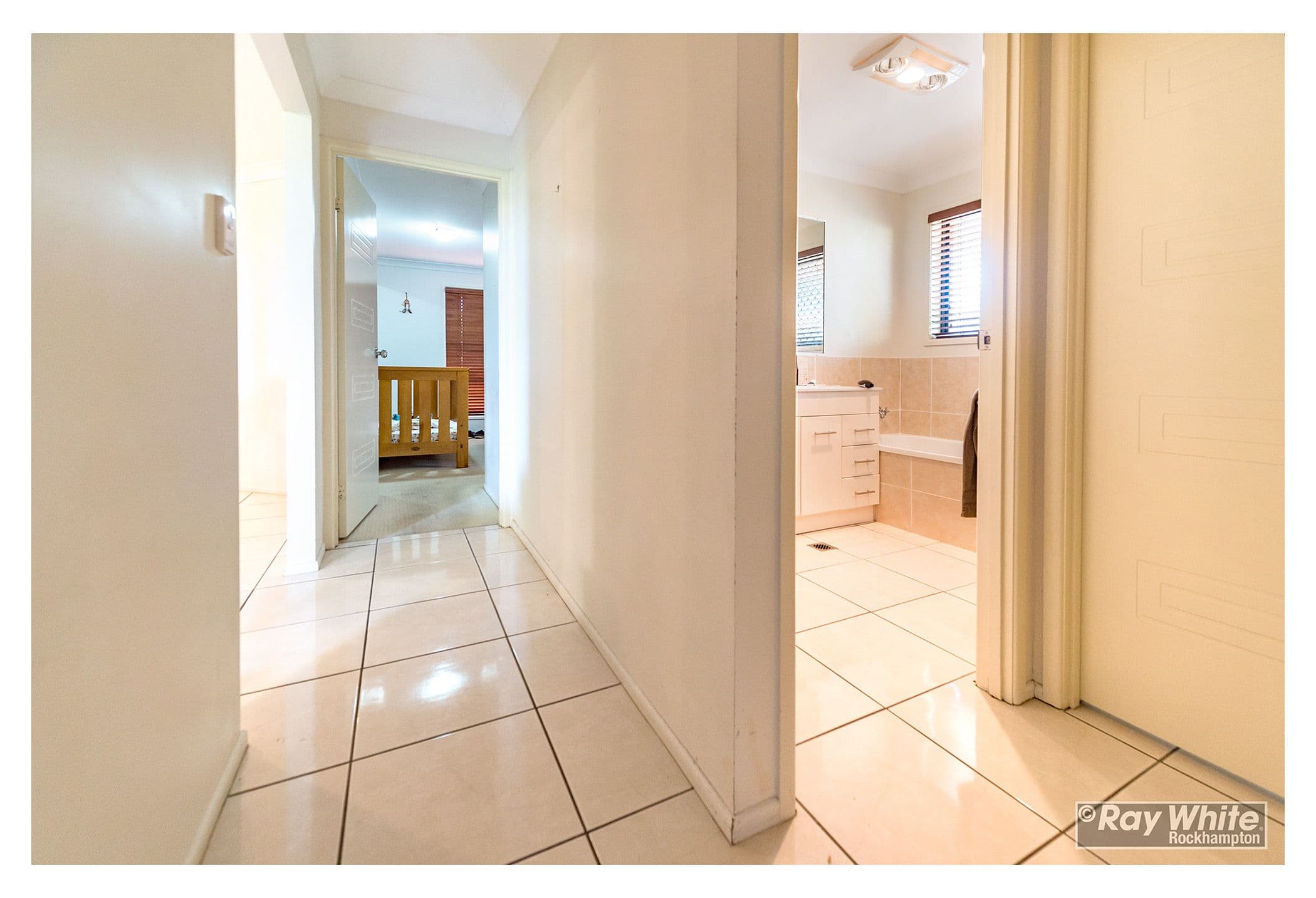 43 Buxton Drive, Gracemere QLD 4702, Gracemere - Thumbnail 6
