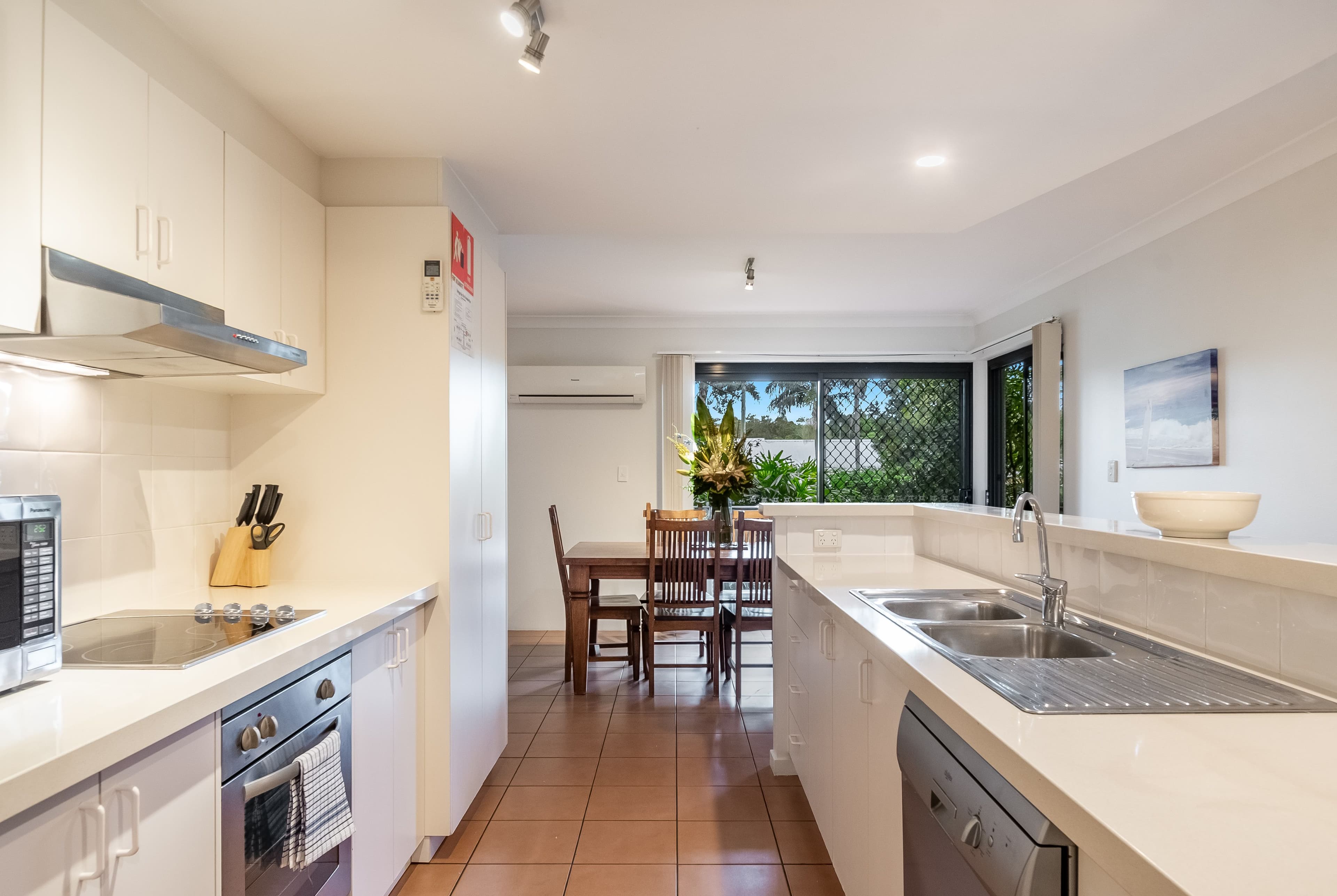 9-13 Shirley Street, Byron Bay NSW 2481, Byron Bay - Thumbnail 4