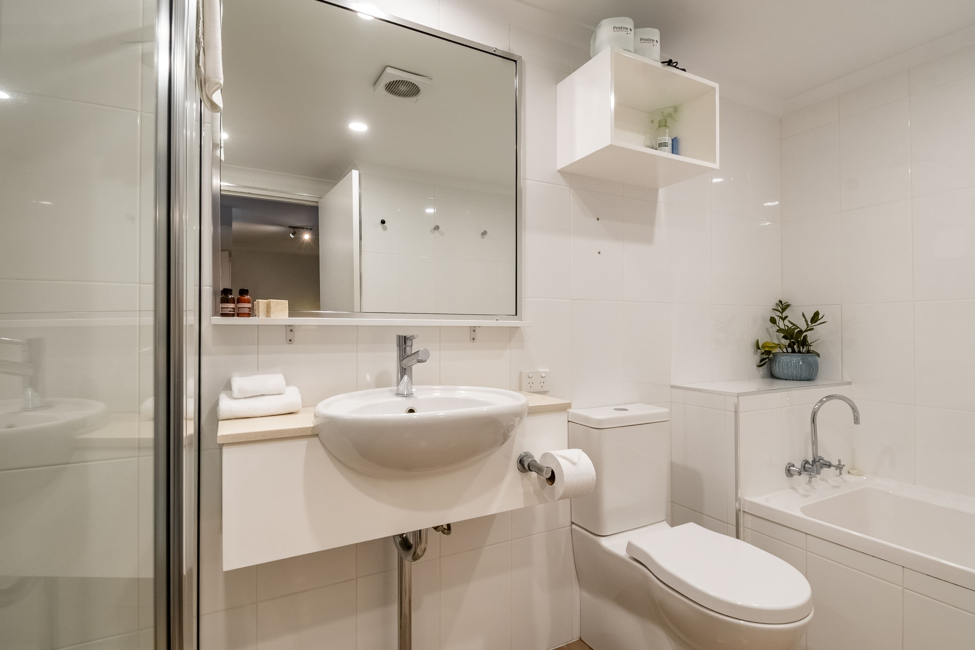 9-13 Shirley Street, Byron Bay NSW 2481, Byron Bay - Thumbnail 6