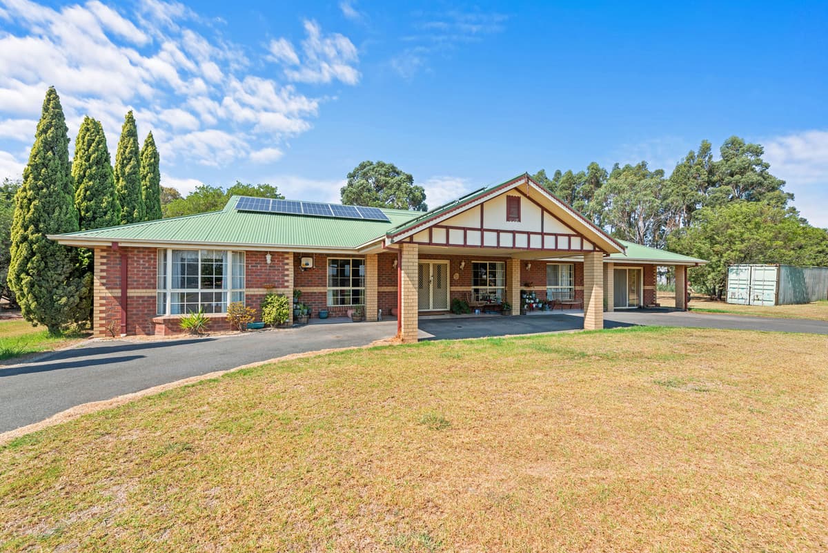 100 Latrobe Road, Morwell VIC 3840, Morwell - Thumbnail 2