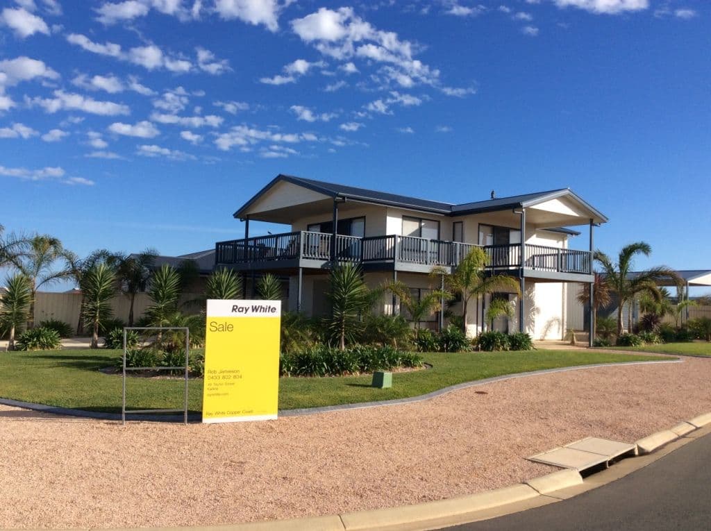 9 Timaru Way, North Beach SA 5556, North Beach - Thumbnail 2