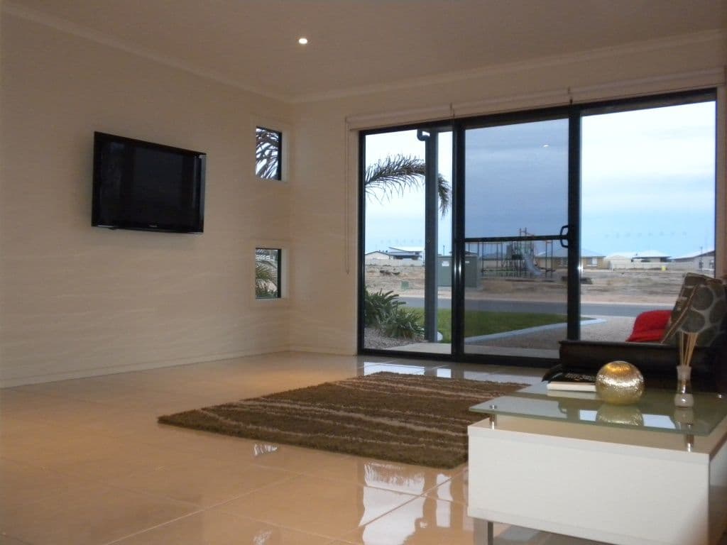9 Timaru Way, North Beach SA 5556, North Beach - Thumbnail 4