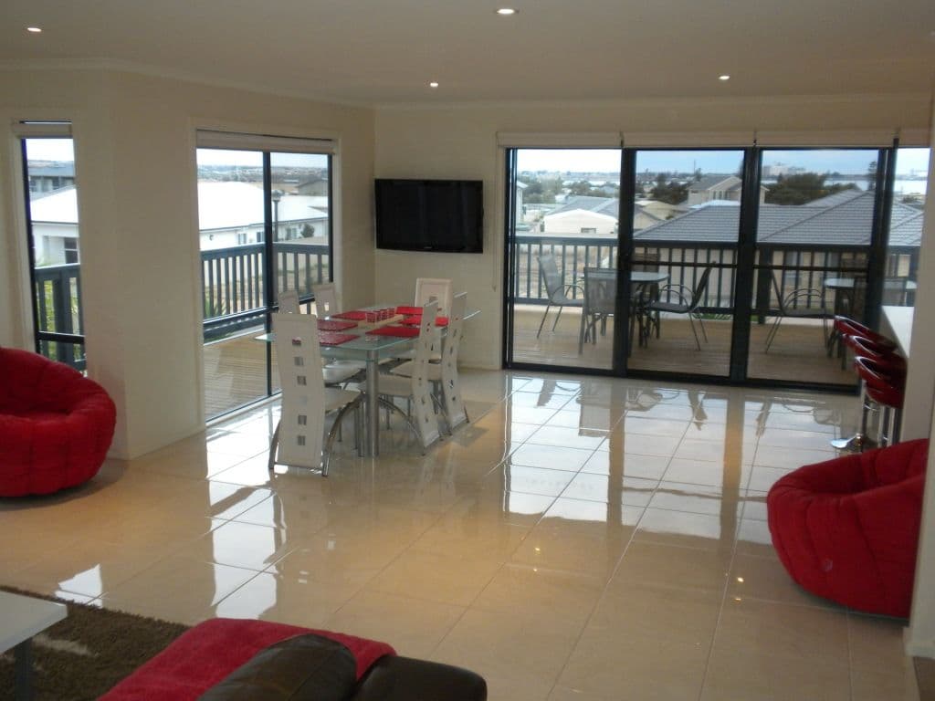 9 Timaru Way, North Beach SA 5556, North Beach - Thumbnail 8